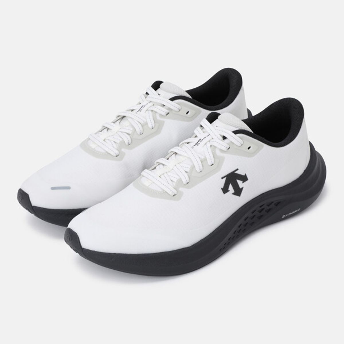 데상트(DESCENTE) 런 스텝 V2 쉴드 화이트 SR313RRN91
