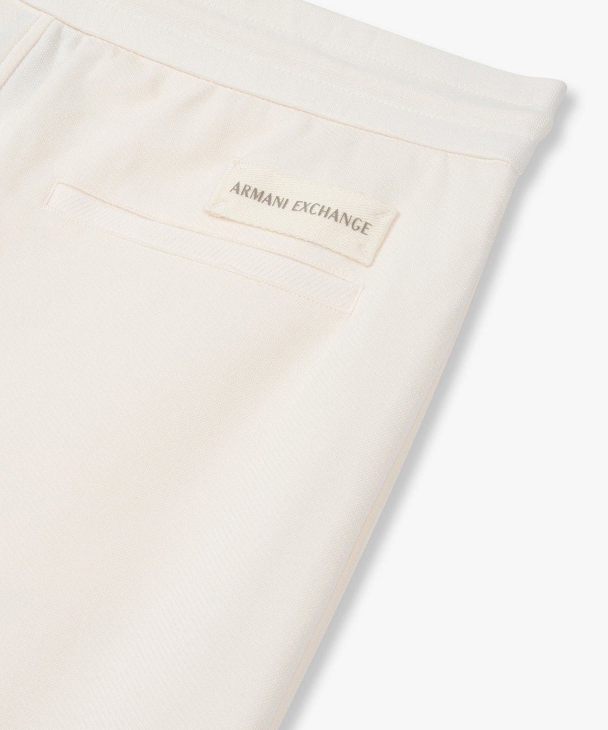 아르마니 익스체인지(ARMANI EXCHANGE) 남성 로고 패치 스트링 조거 팬츠 _크림_A416142004
