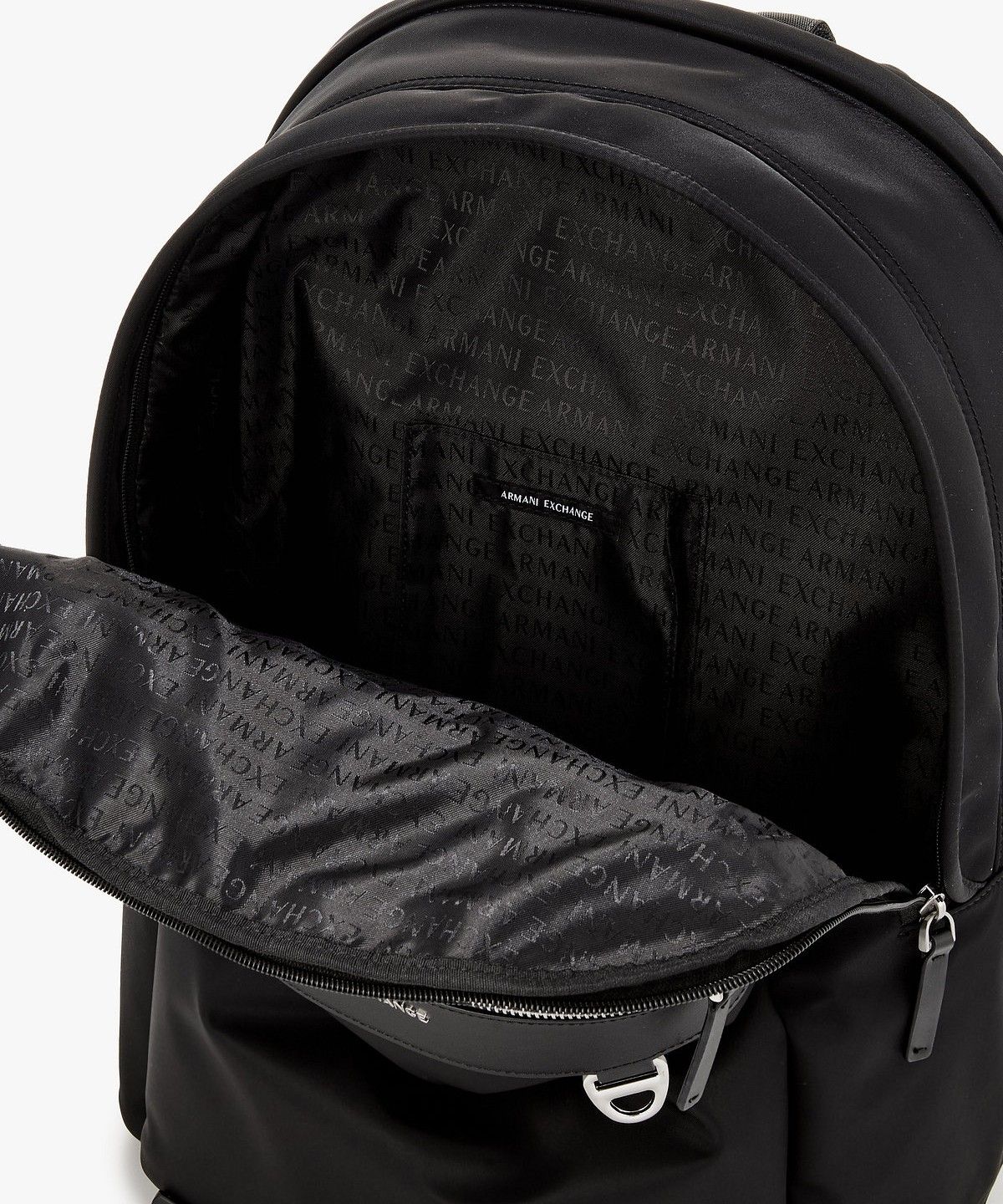아르마니 익스체인지(ARMANI EXCHANGE) 남성 메탈 로고 나일론 백팩 _블랙_A416170001