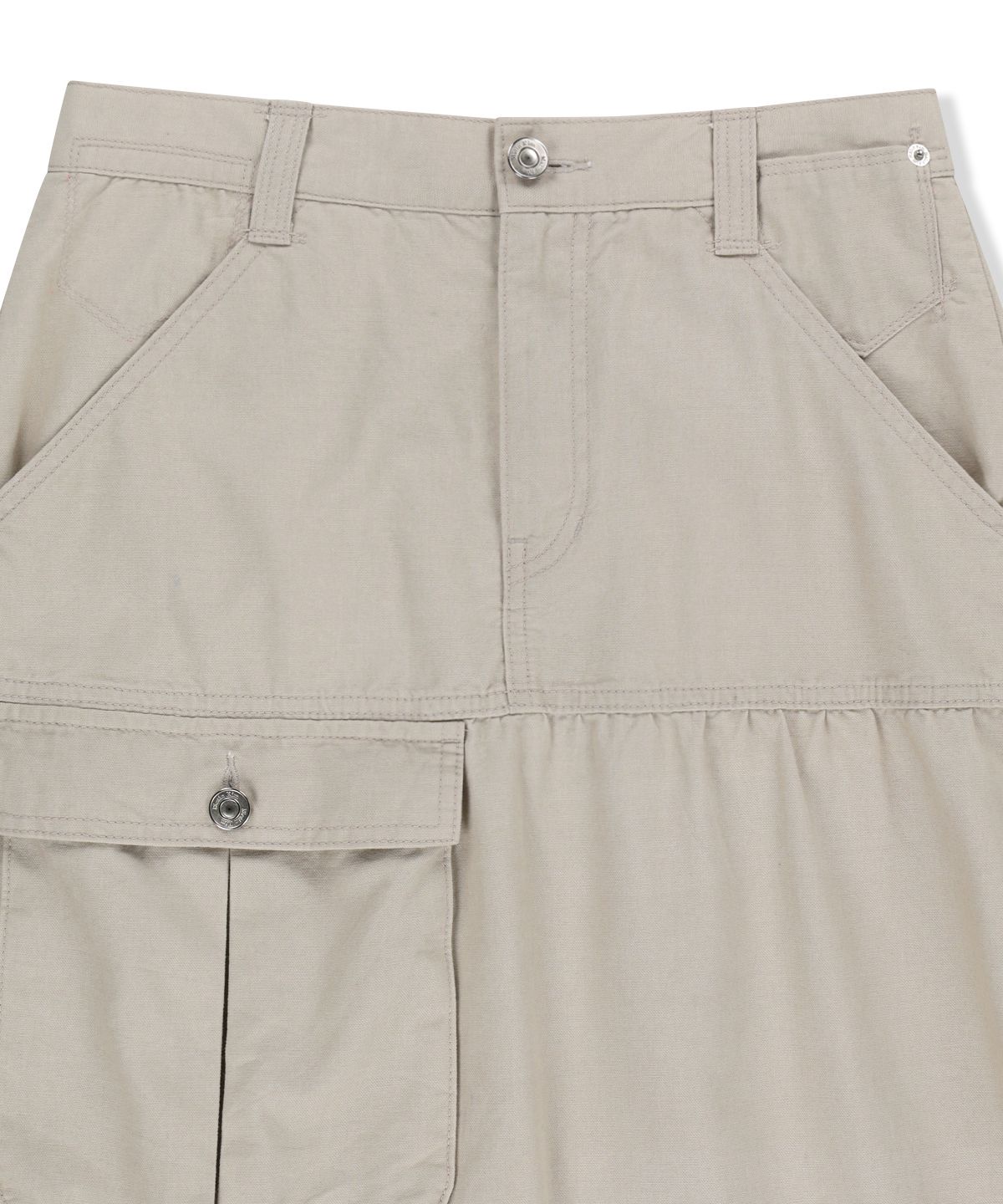 마뗑킴(MATIN KIM) VINTAGE POCKET MIDI SKIRT IN LIGHT BEIGE