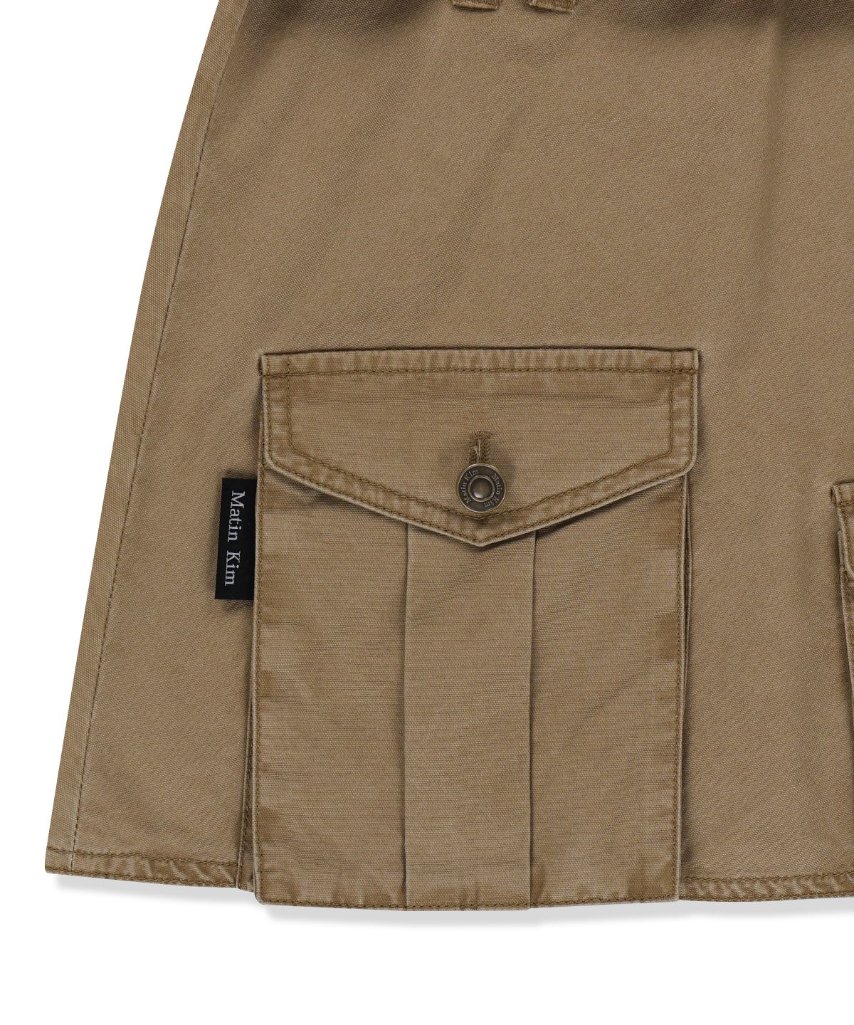 마뗑킴(MATIN KIM) BELTED LAYERED MINI SKIRT IN BEIGE