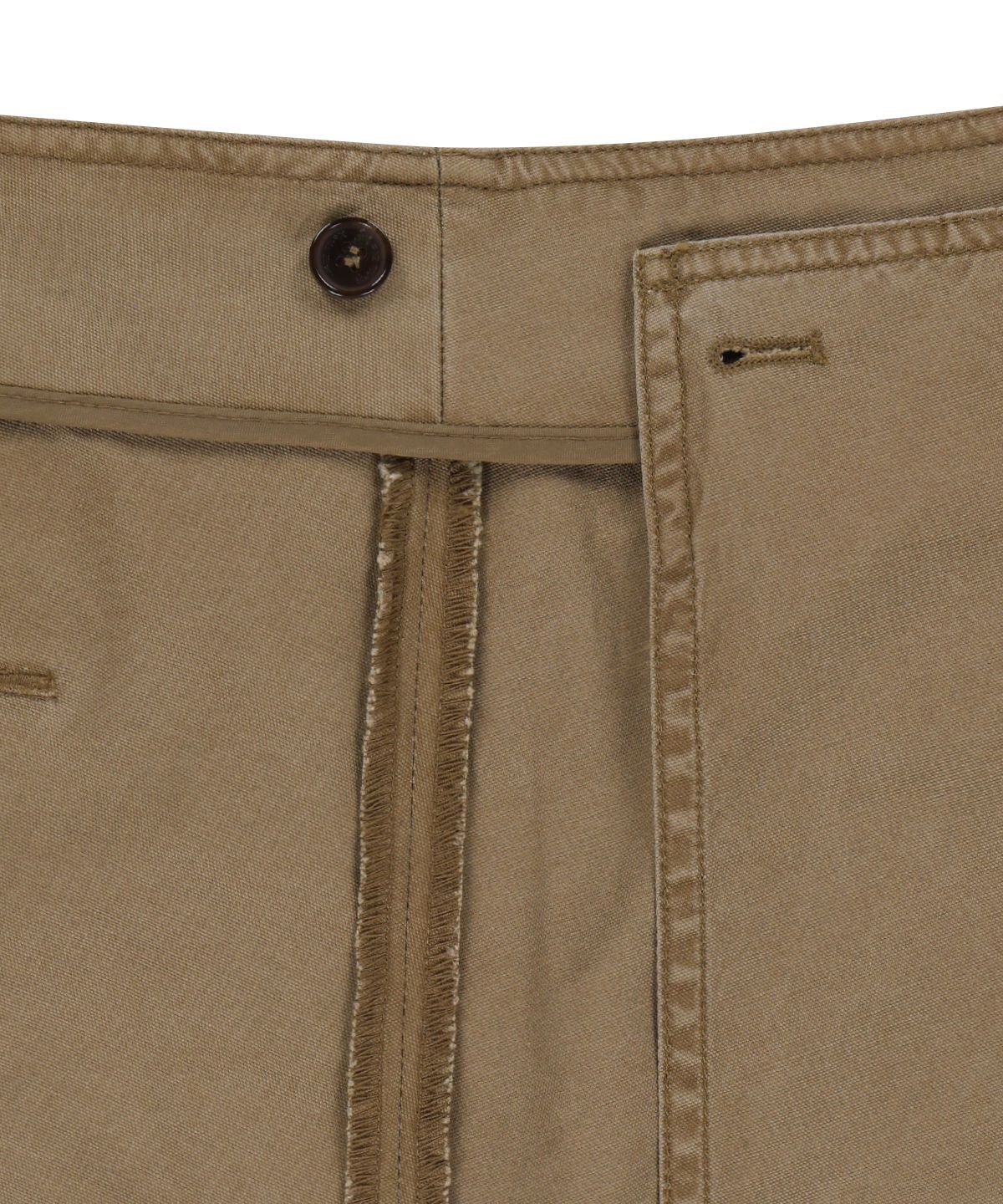 마뗑킴(MATIN KIM) BELTED LAYERED MINI SKIRT IN BEIGE