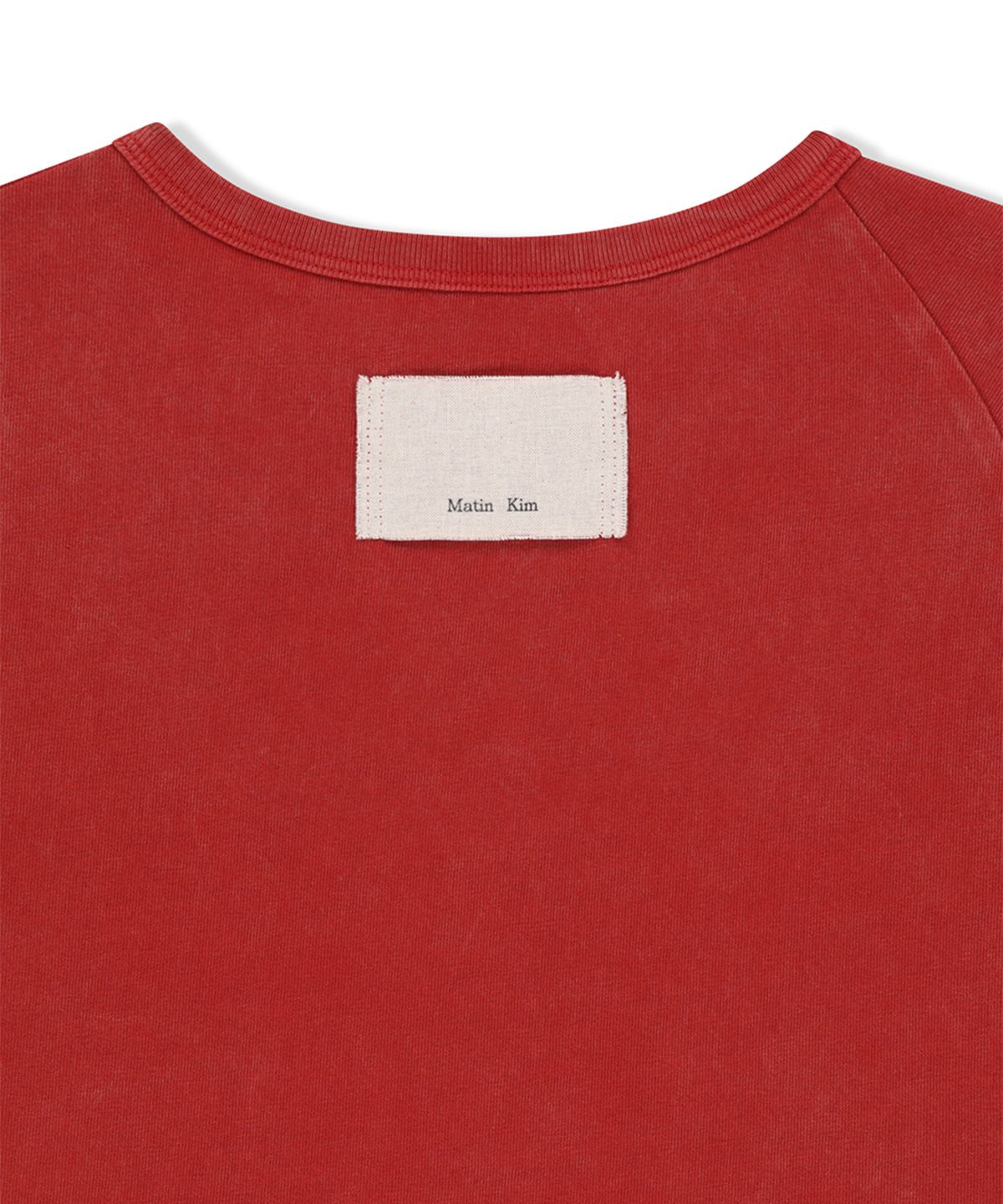마뗑킴(MATIN KIM) CURVED CUT SLIM TOP IN RED