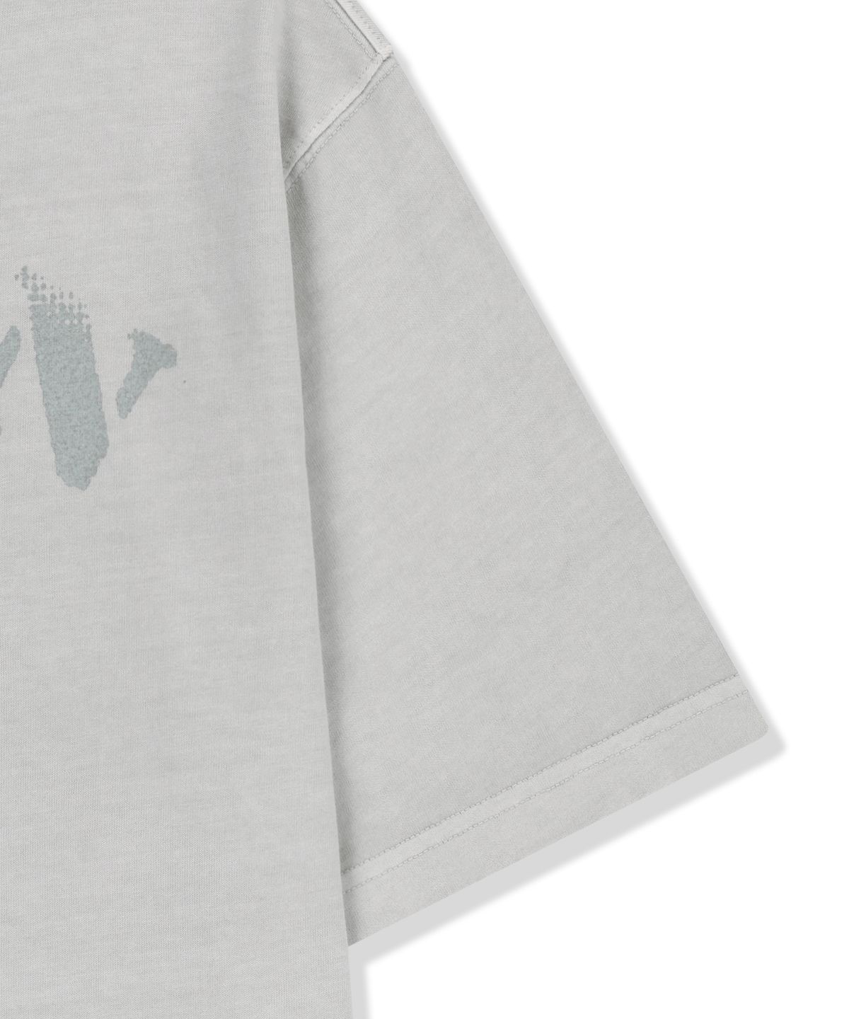 마뗑킴(MATIN KIM) VINTAGE WAHSHED OVERFIT TOP IN LIGHT GREY