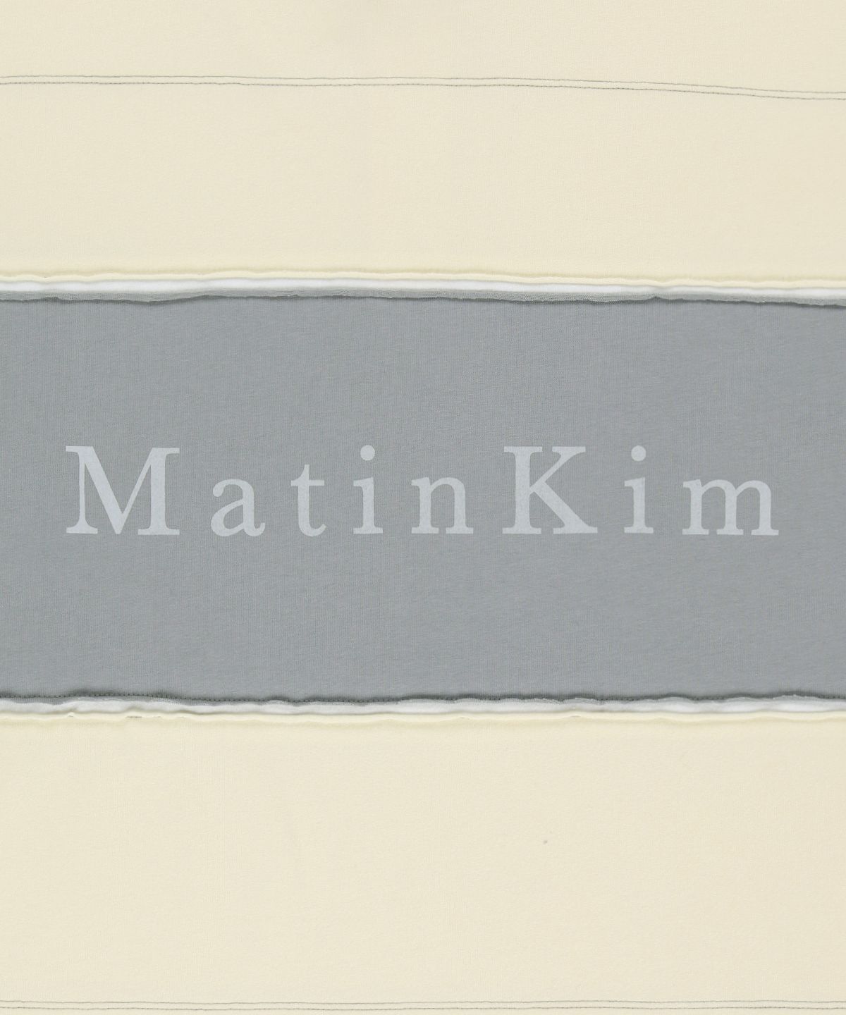 마뗑킴(MATIN KIM) CUT OUT BLOCK COLLAR TOP FOR MEN IN IVORY