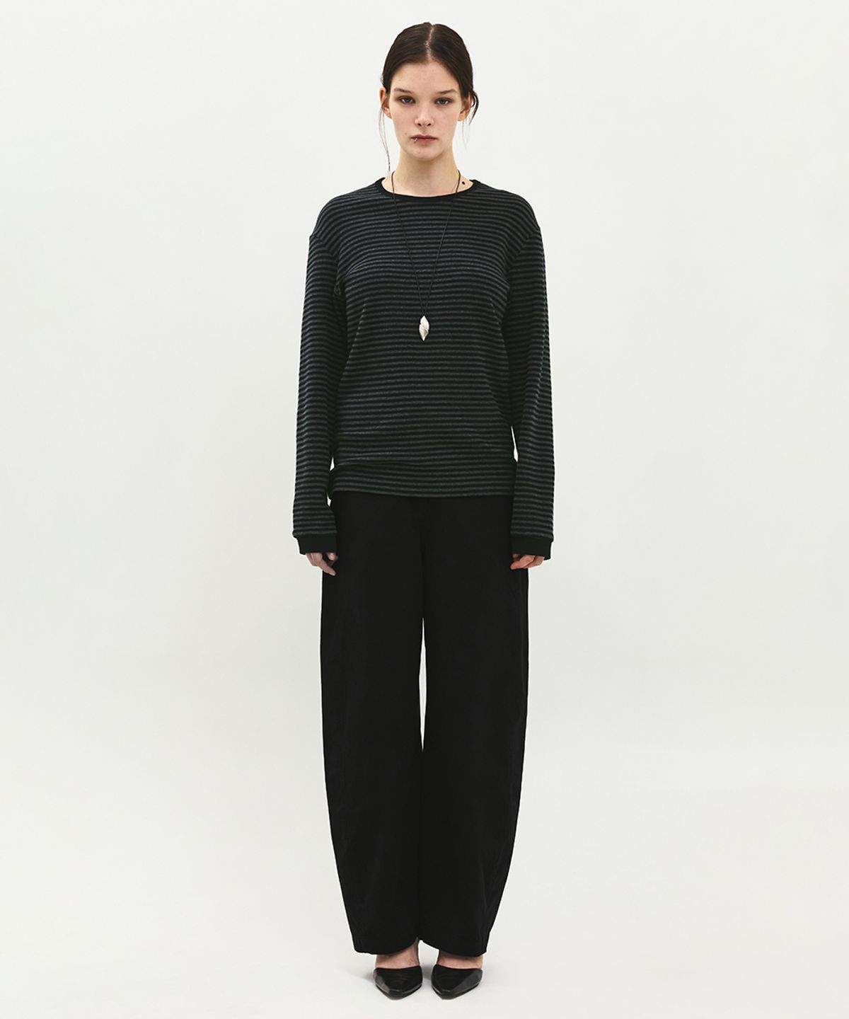 러프사이드 화이트라벨(ROUGH SIDE WHITE LABEL) Comfy Stripe Long Sleeve Charcoal