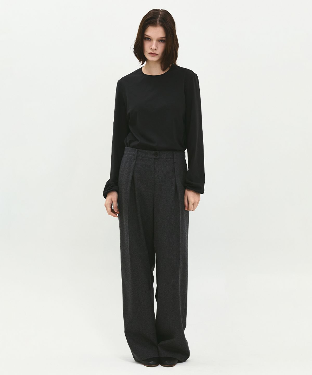 러프사이드 화이트라벨(ROUGH SIDE WHITE LABEL) Pipin Long Sleeve Ash Black