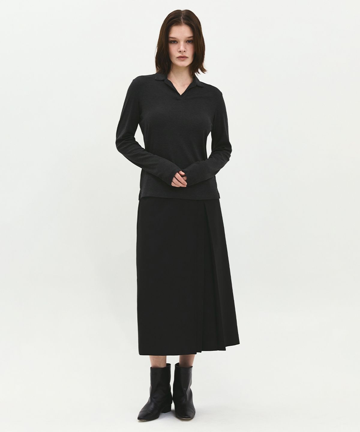 러프사이드 화이트라벨(ROUGH SIDE WHITE LABEL) Pivot Collar T-Shirt Charcoal