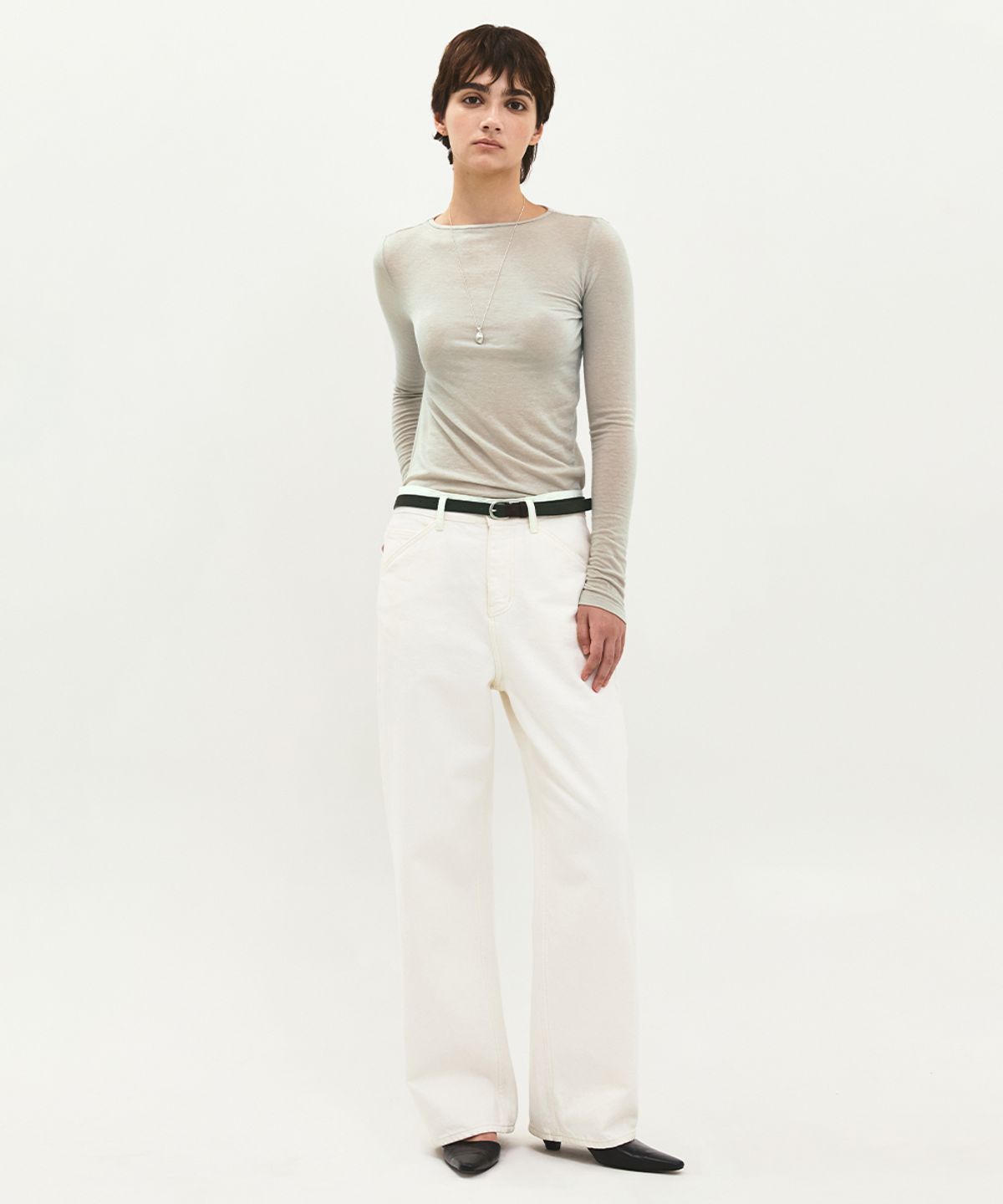 러프사이드 화이트라벨(ROUGH SIDE WHITE LABEL) Slant Long Sleeve Oatmeal