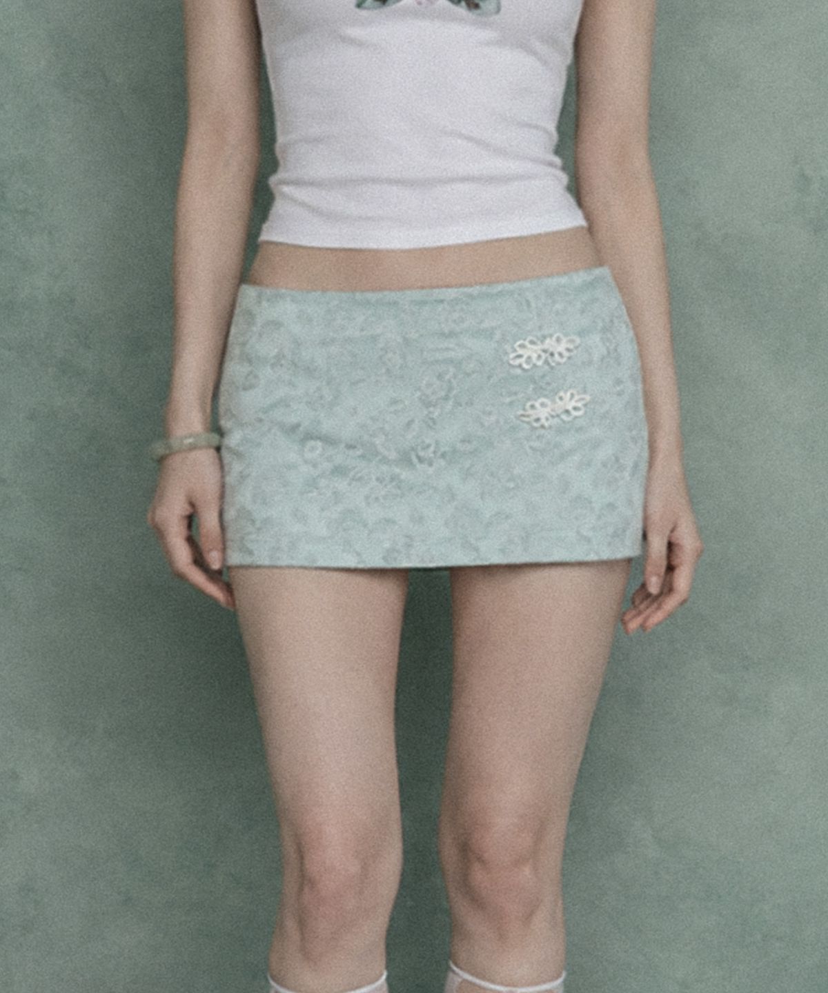 달링유어배드(DARLING, YOU'RE BAD) Knotted Satin Mini Skirt #Ook(玉)