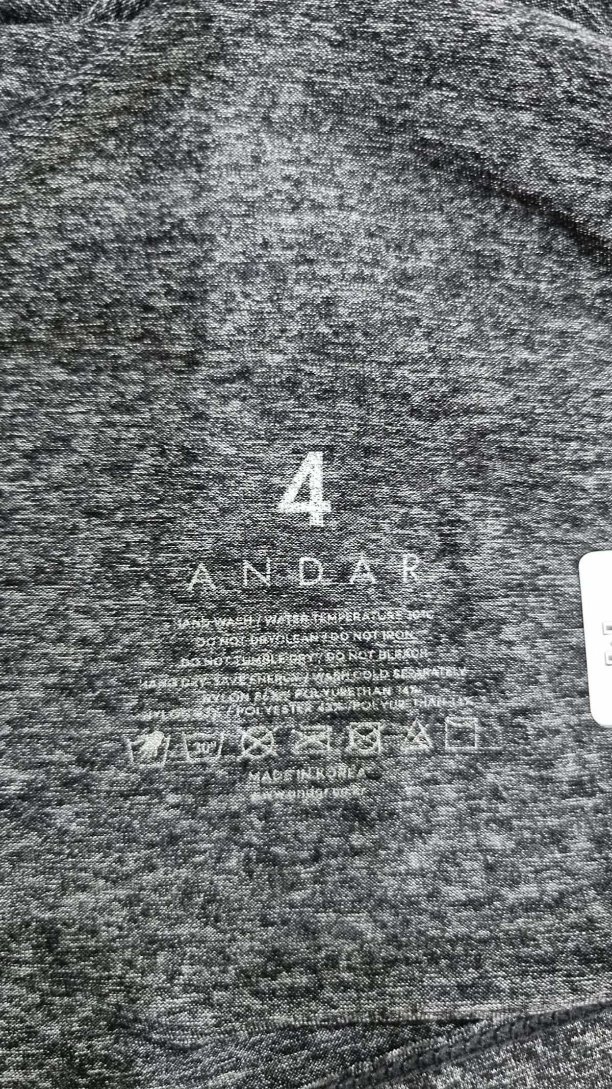 안다르(ANDAR) 긴소매 티셔츠 4
