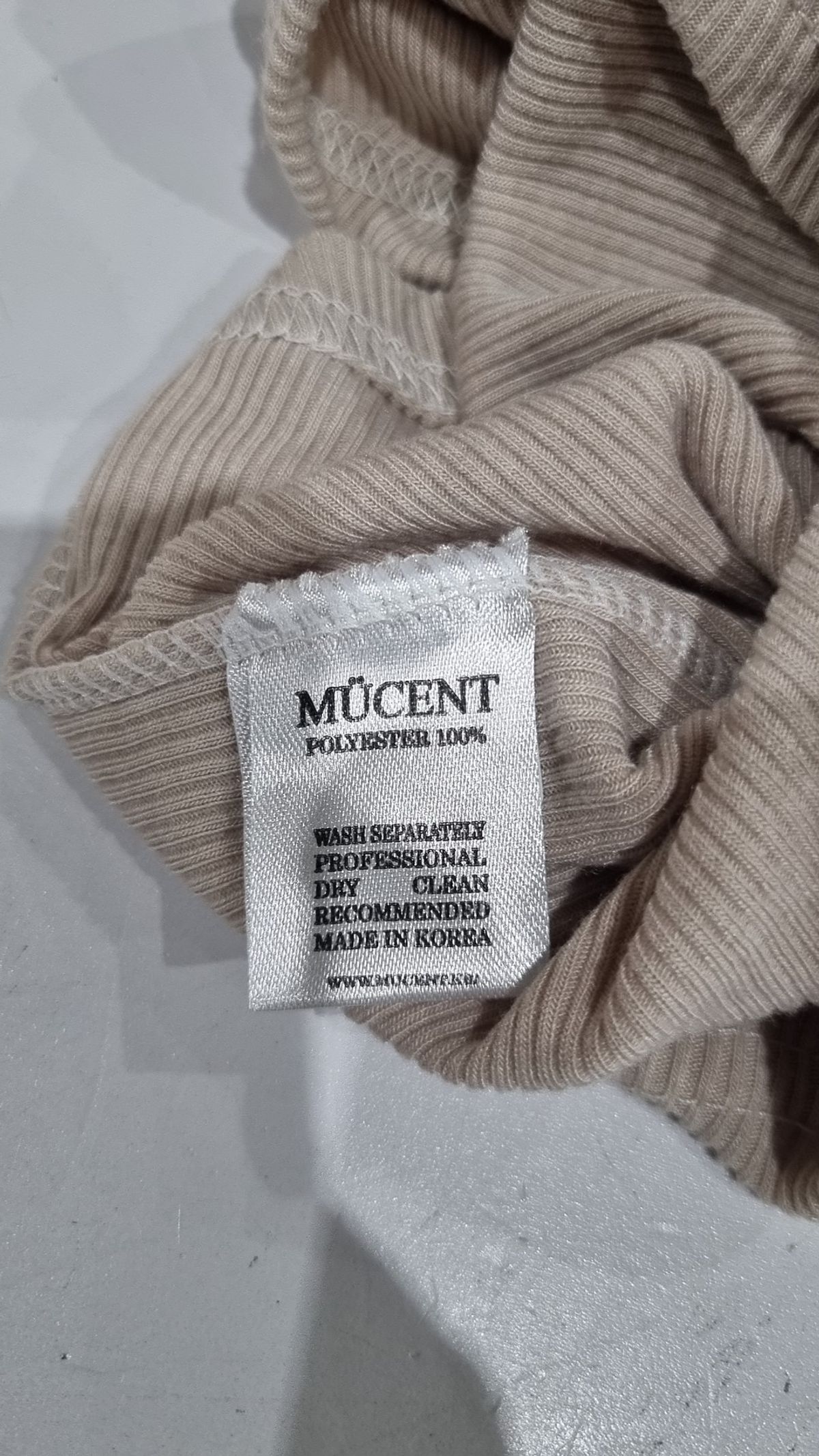 무센트(MUCENT) 반소매 티셔츠 XS