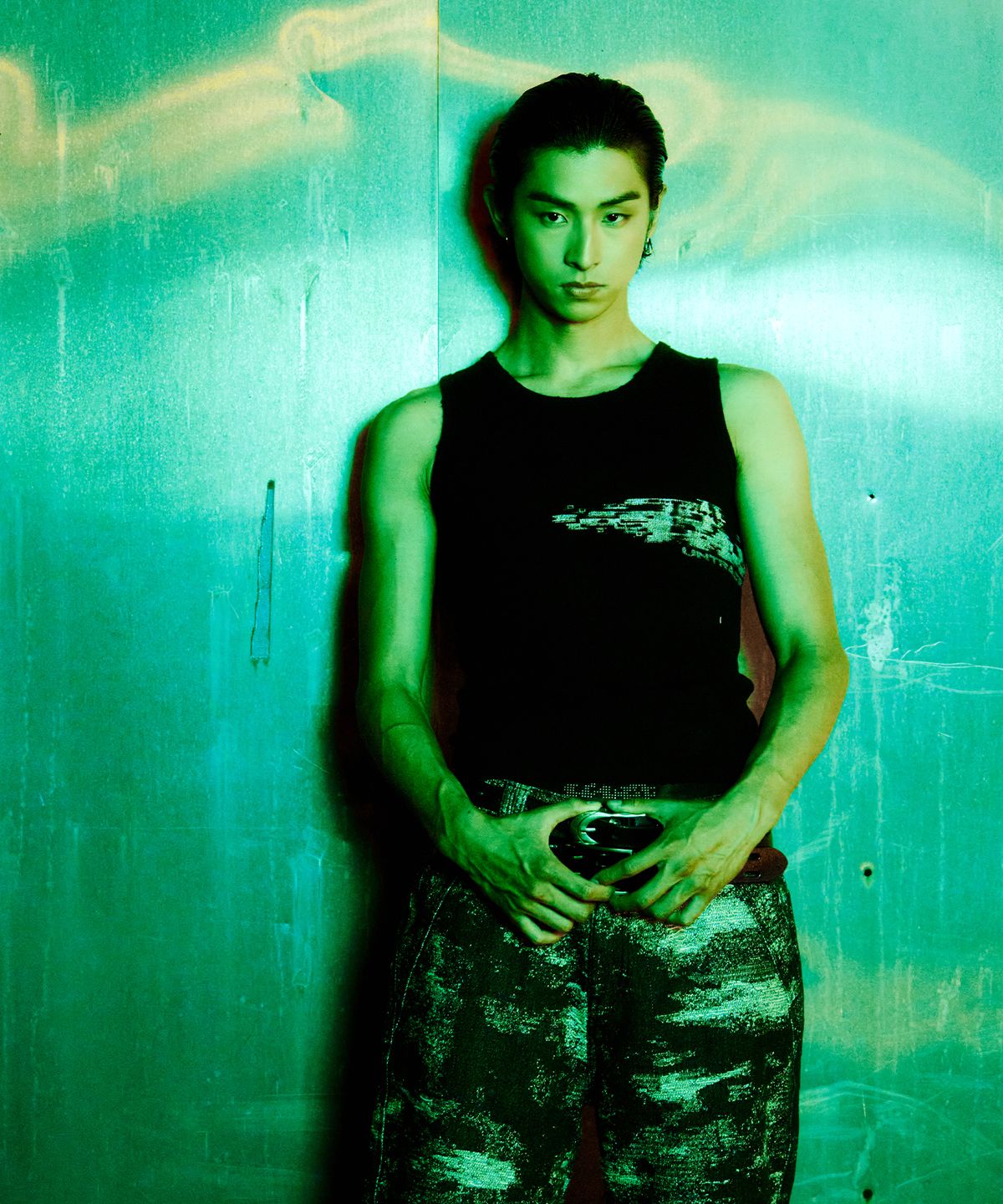 엔드릭스(EDLIX) Slash Sleeveless (Black)