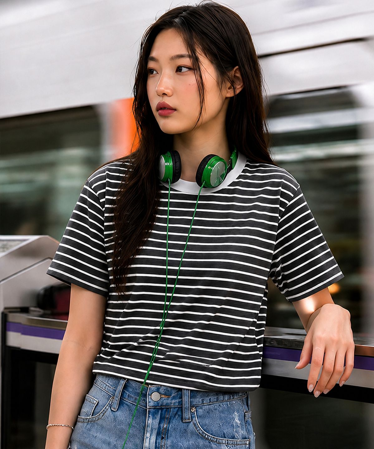 밴웍스(VANNWORKS) 스트라이프 크롭 반팔티 (VS0302) 차콜