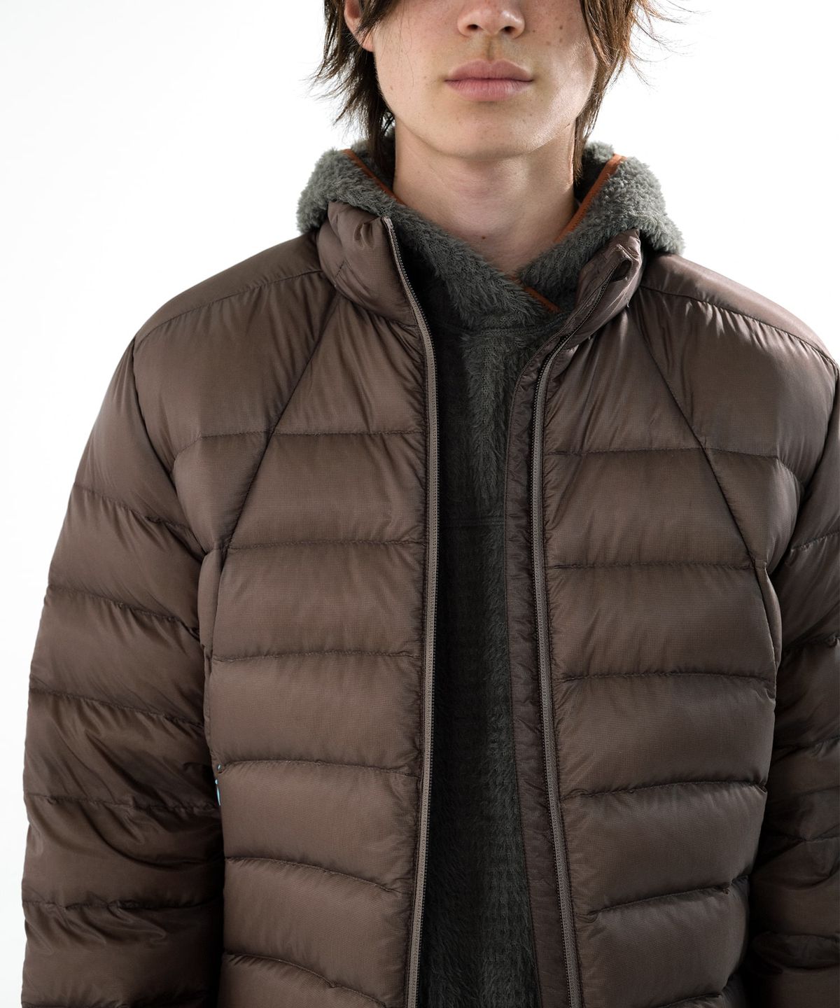 썬러브투어(SUNLOVETOUR) Fly Light Down Jacket Brown
