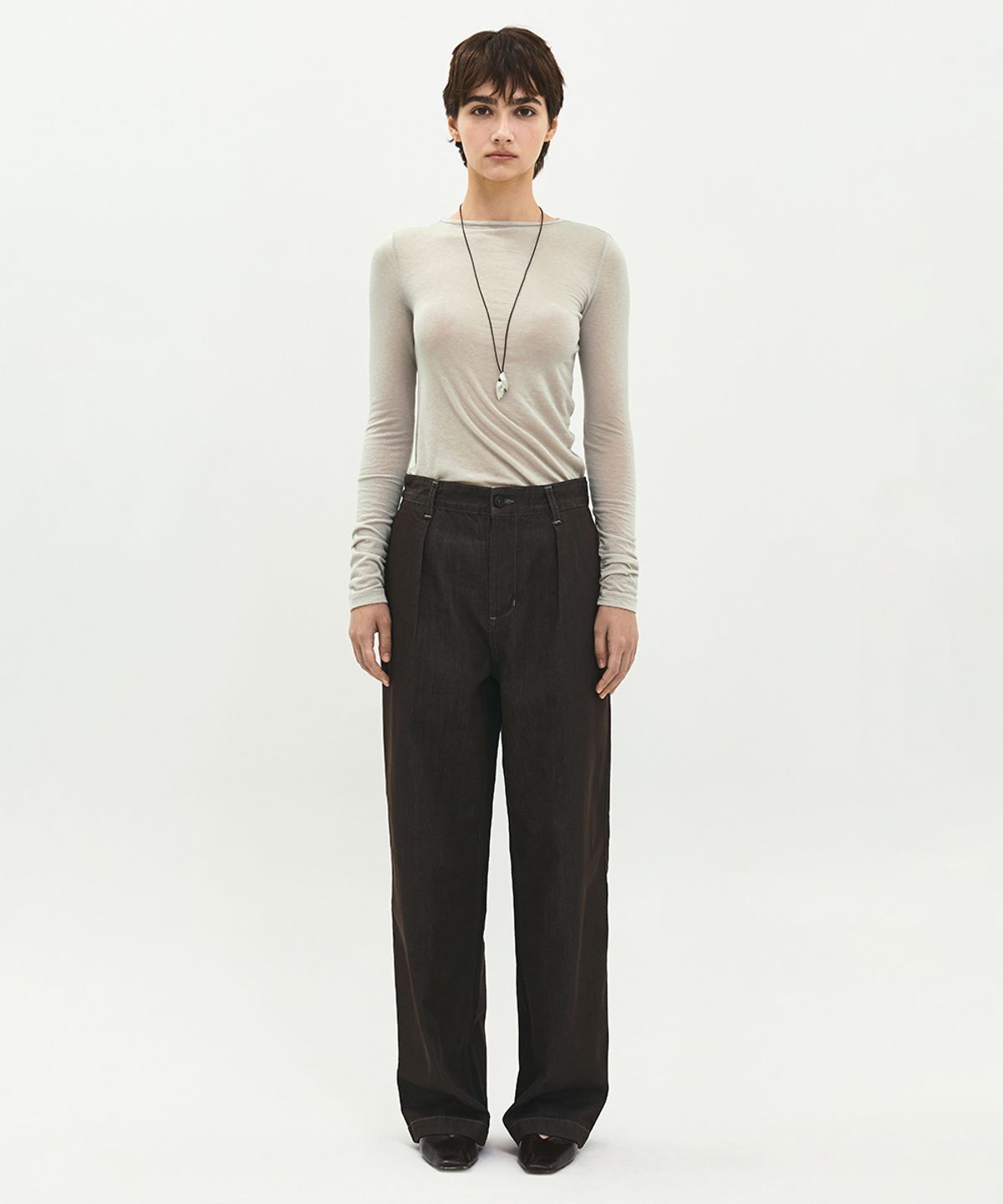 러프사이드 화이트라벨(ROUGH SIDE WHITE LABEL) Tacit Pants Brown
