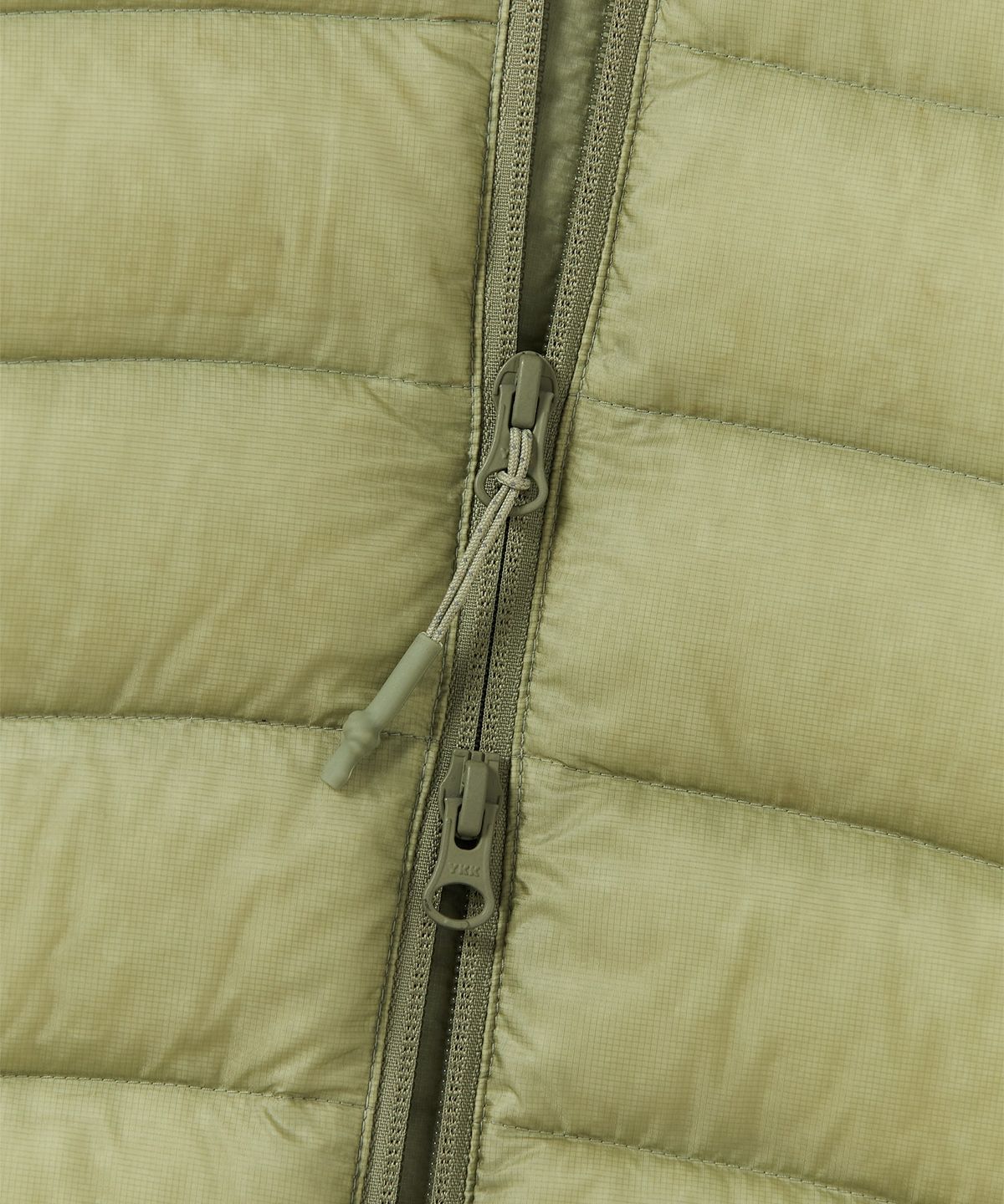 썬러브투어(SUNLOVETOUR) Hooded Fly Light Down Jacket Khaki