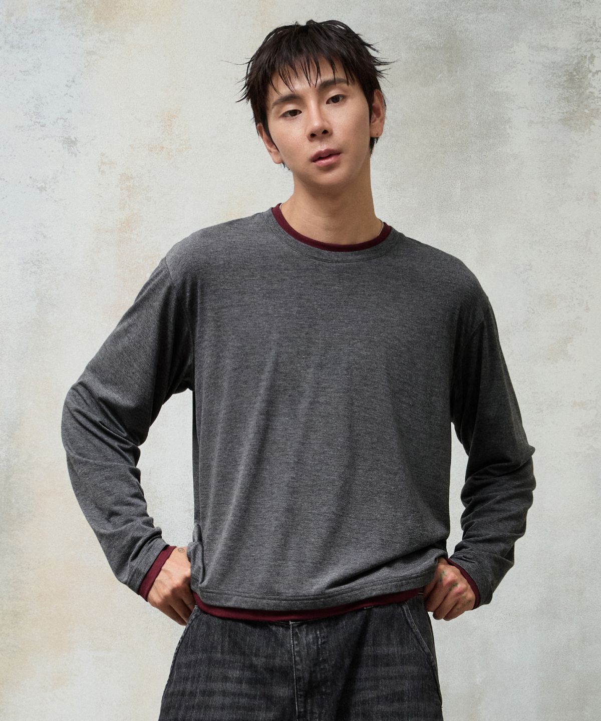 에이지오디(AGOD) 소프트 레이어드 롱 슬리브 [차콜]