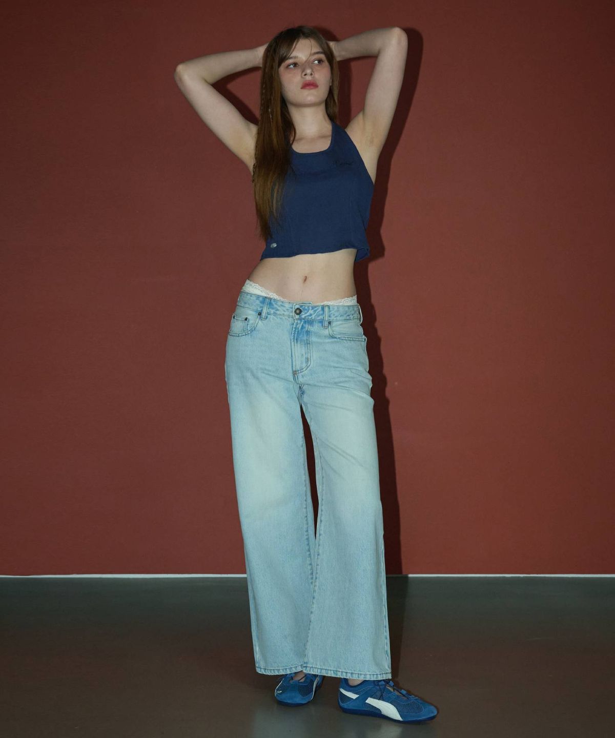 림닉(REEMNIK) RIVETTE DRIFT LETTERING WIDE DENIM PANTS [LIGHT BLUE]