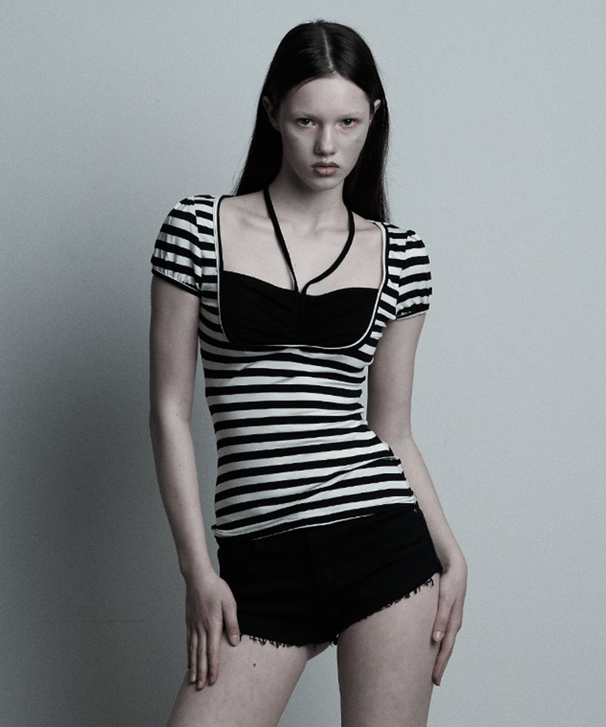 일리오(ILLIO) Black stripe Giselle gathered top (Medium)