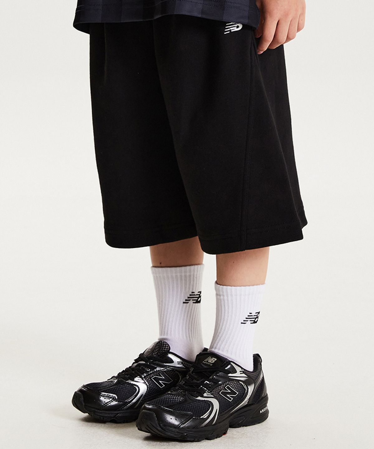 뉴발란스 키즈(NEWBALANCEKIDS) 오버핏 버뮤다 팬츠 NK9VG3801UB0