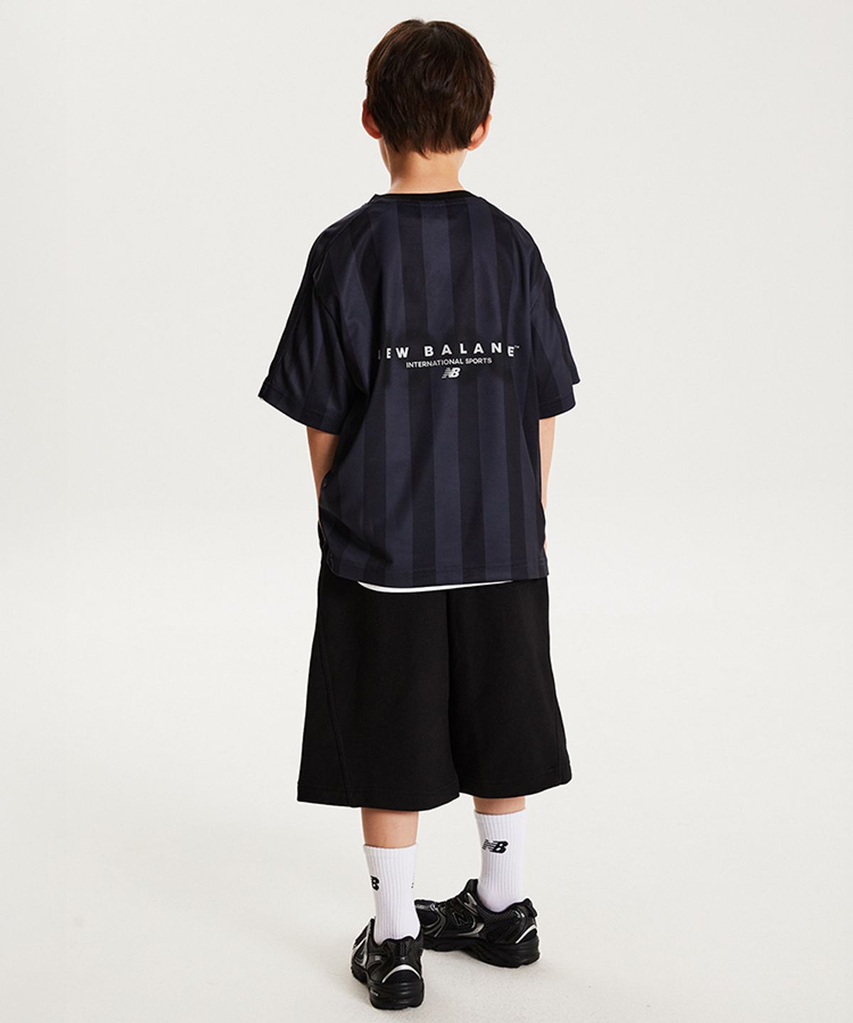 뉴발란스 키즈(NEWBALANCEKIDS) 오버핏 버뮤다 팬츠 NK9VG3801UB0