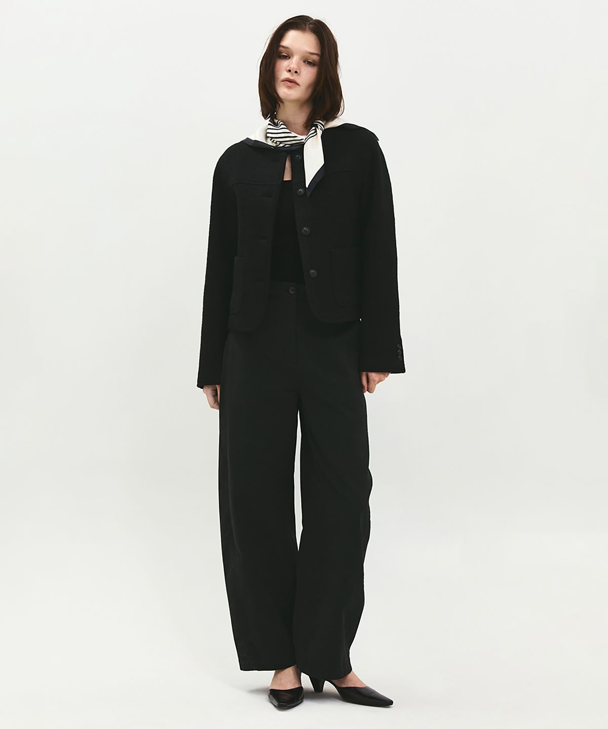 러프사이드 화이트라벨(ROUGH SIDE WHITE LABEL) Elastic Curved Pants Crow