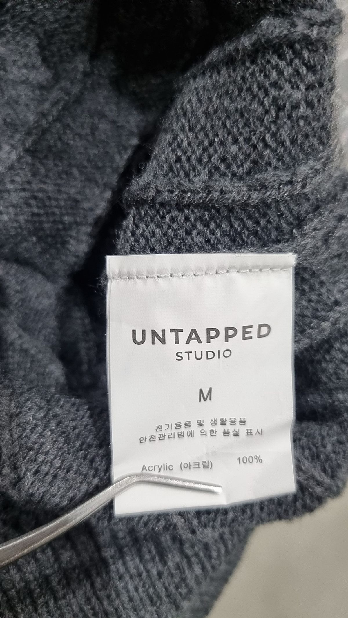 언탭트 스튜디오(UNTAPPED STUDIO) 니트/스웨터 M