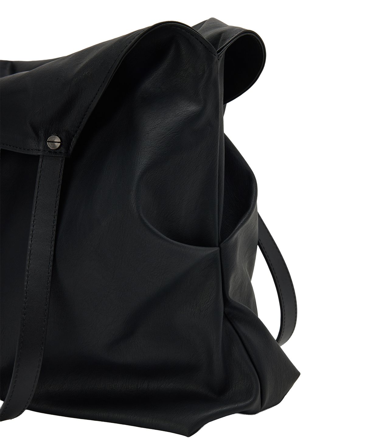 에크라(ECHRA) slope shoulder bag [calm black]