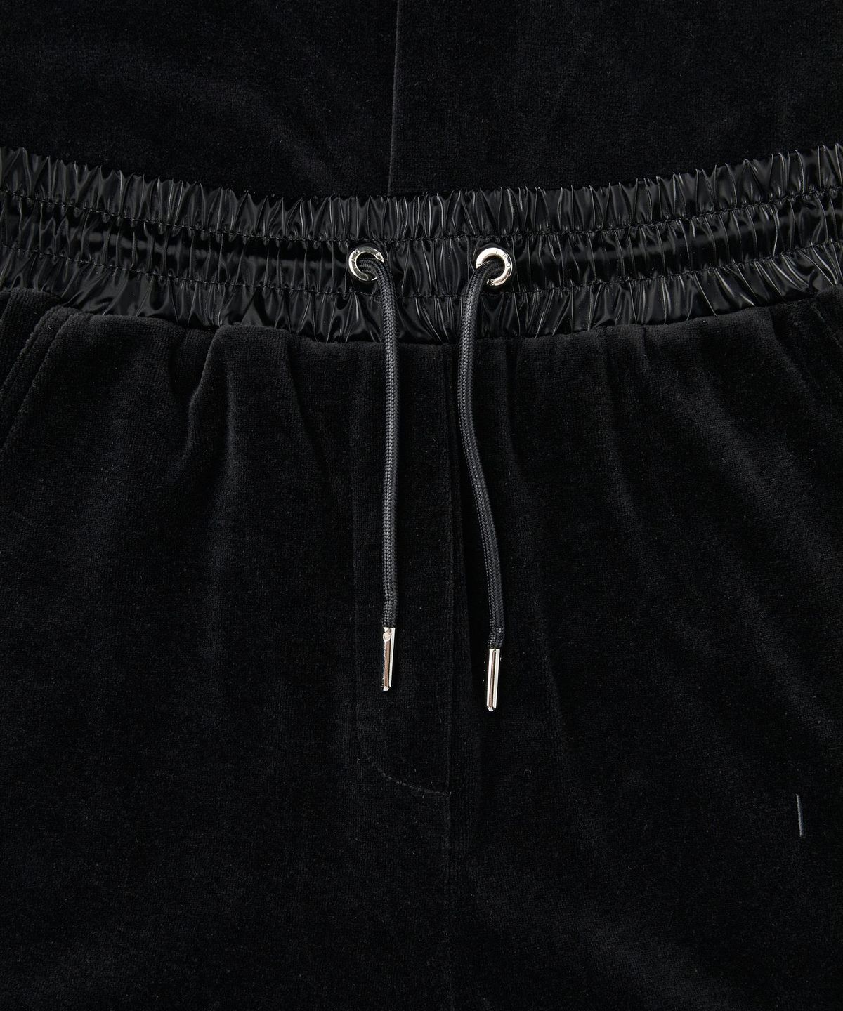이로 우먼(IROWOMEN) Halos 벨벳 와이드 팬츠 ILPAA26722BKX