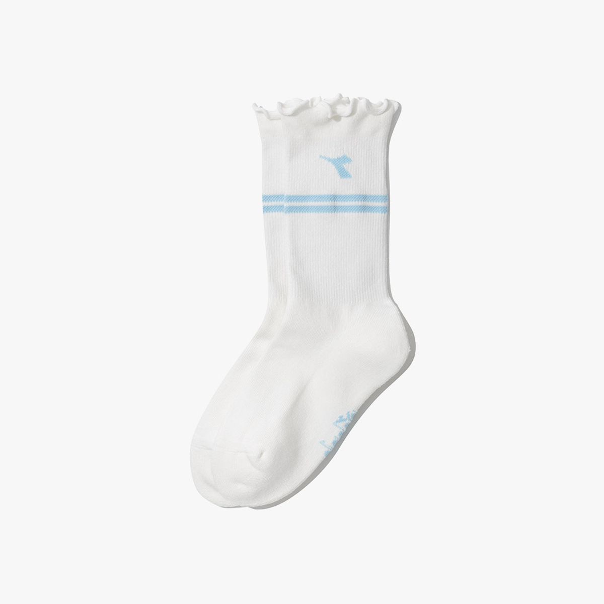 디아도라(diadora) 로고 러플 삭스 WHITE