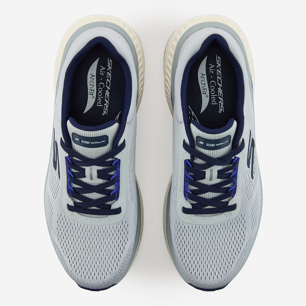 스케쳐스(SKECHERS) 남성 고워크 맥스쿠셔닝 아치핏_SP0MWCGY073