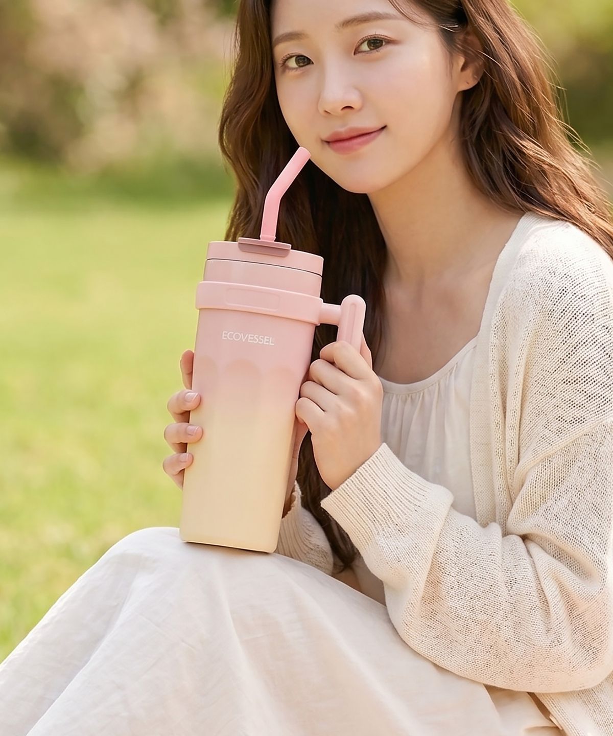 에코베슬(ECOVESSEL) 큐브 그라데이션 손잡이 대용량 스텐 텀블러 950ml