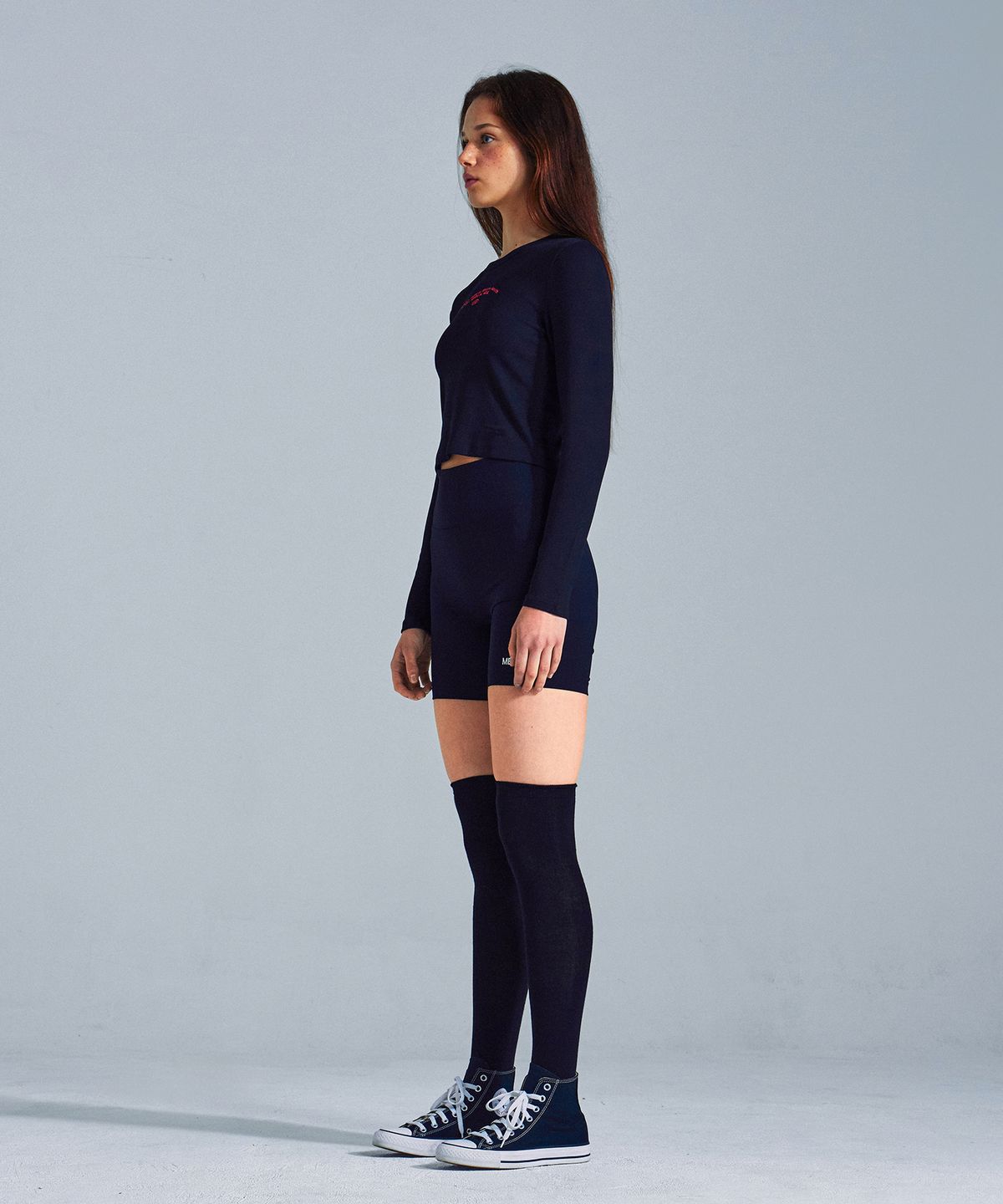 미나수(MENASOO) MNS x American apparel 261 Crop Long-Sleeves_Black