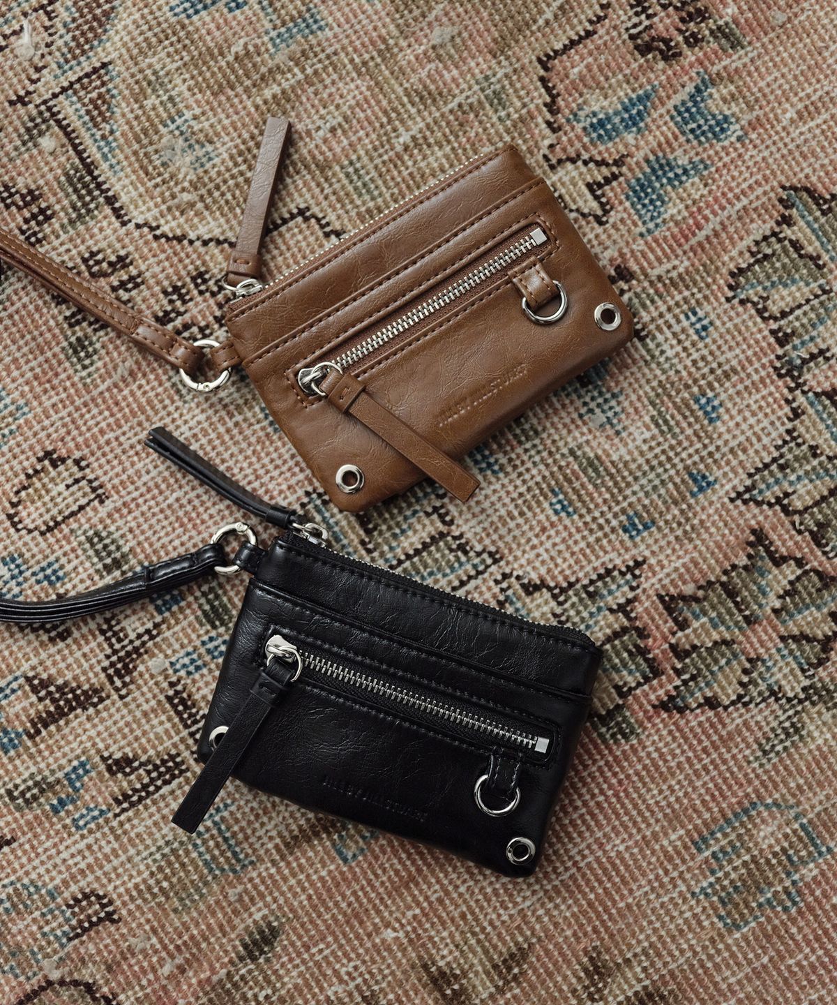 질바이질스튜어트(JILL BY JILLSTUART) [리오] 아일렛 스트랩 카드지갑 - 2colors