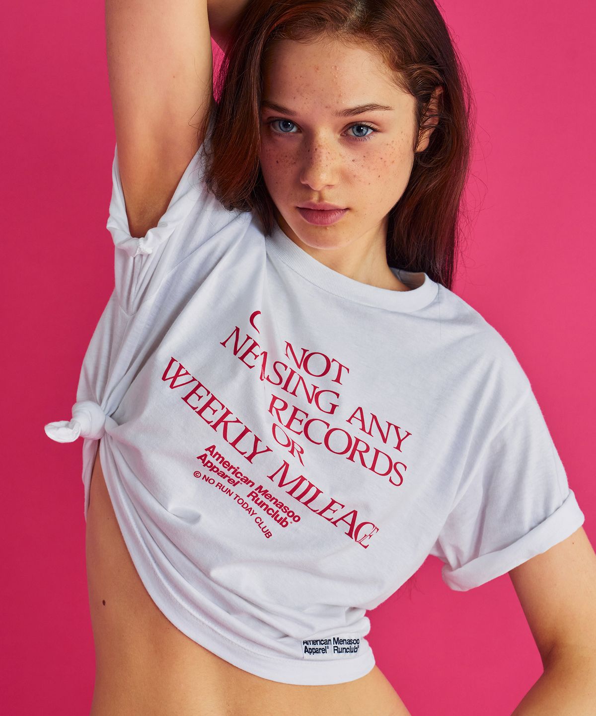 미나수(MENASOO) MNS x American apparel Not Chasing Crop T-Shirts_White