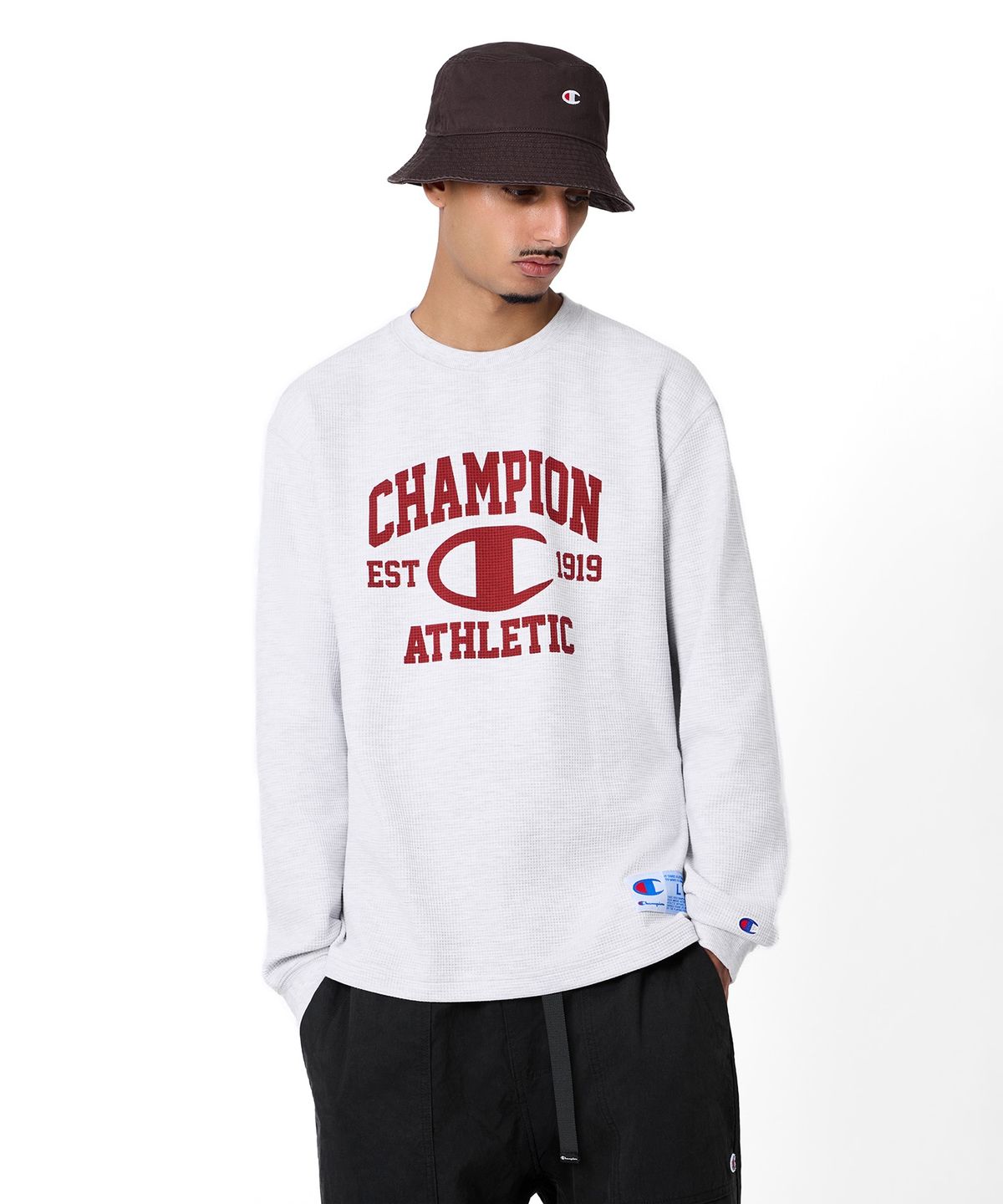 챔피온(CHAMPION) 로고 와플 롱슬리브 티셔츠 Grey Melange