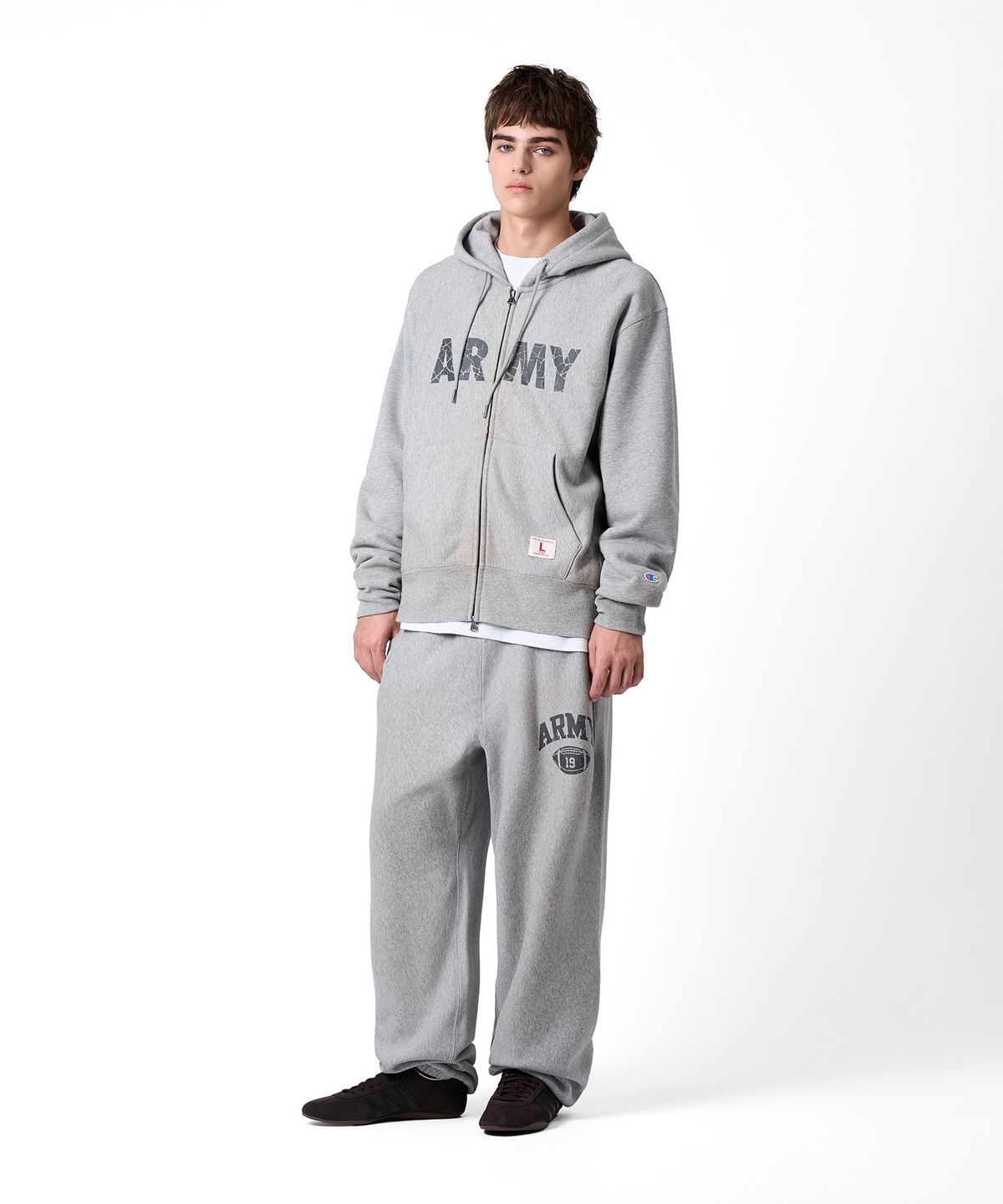 챔피온(CHAMPION) 헤리티지 ARMY 와이드핏 스웨트 팬츠 Grey Melange