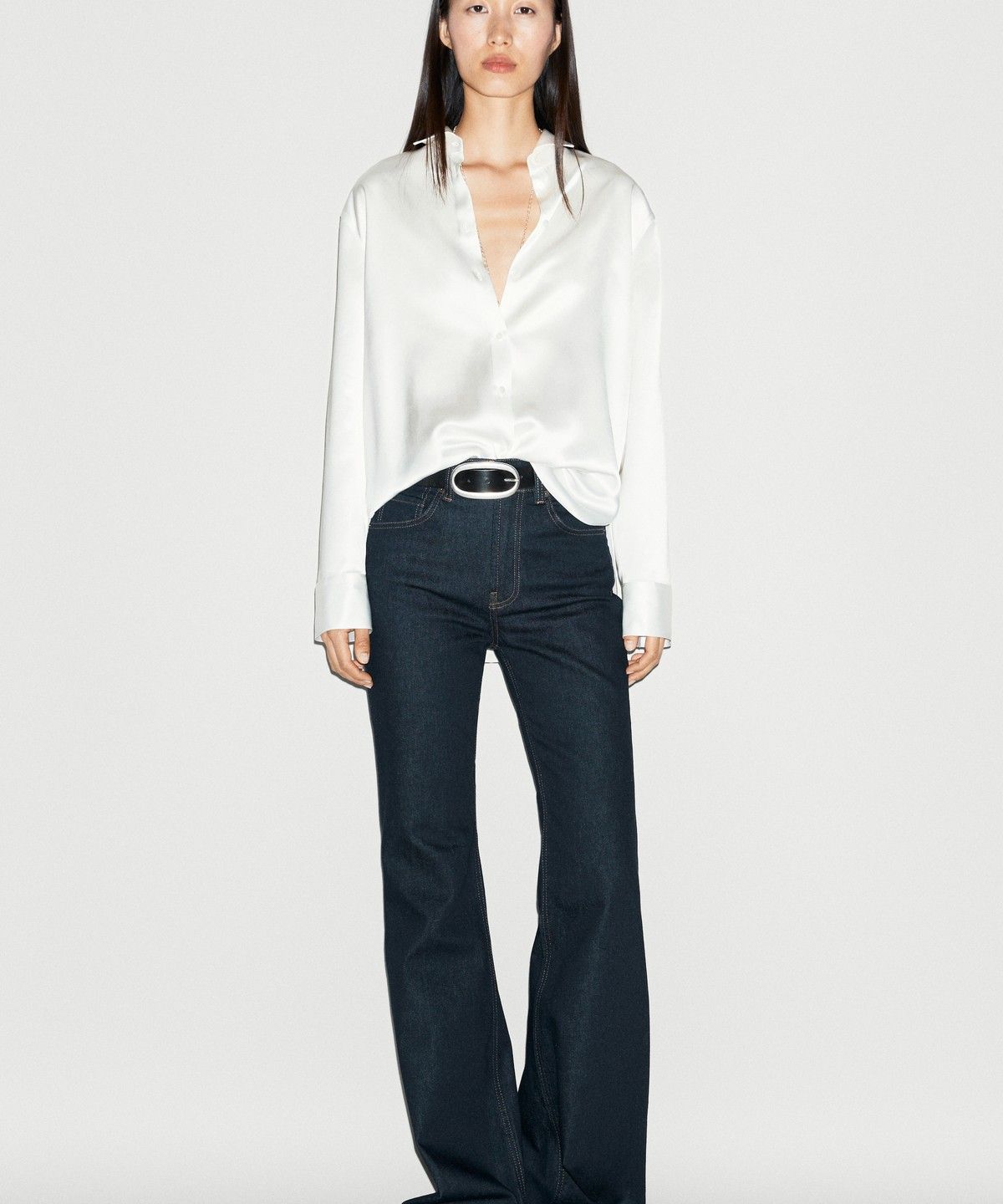 마시모두띠(MASSIMO DUTTI) 새틴 플루이드 셔츠
