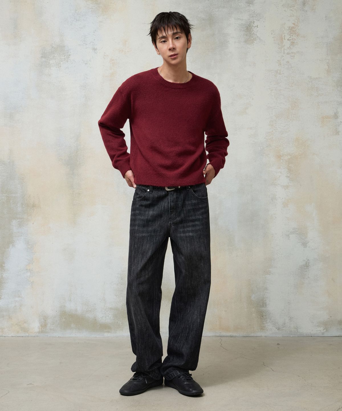 에이지오디(AGOD) 에센셜 크롭 니트 [레드]