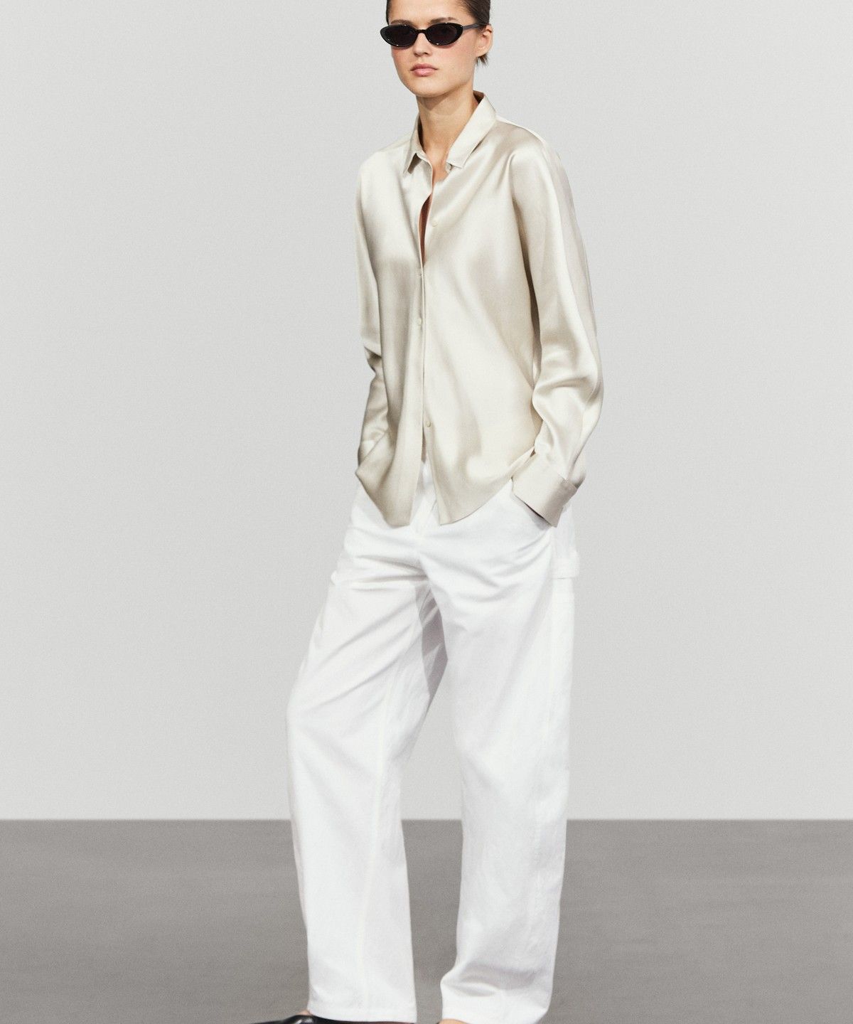 마시모두띠(MASSIMO DUTTI) 플루이드 새틴 셔츠
