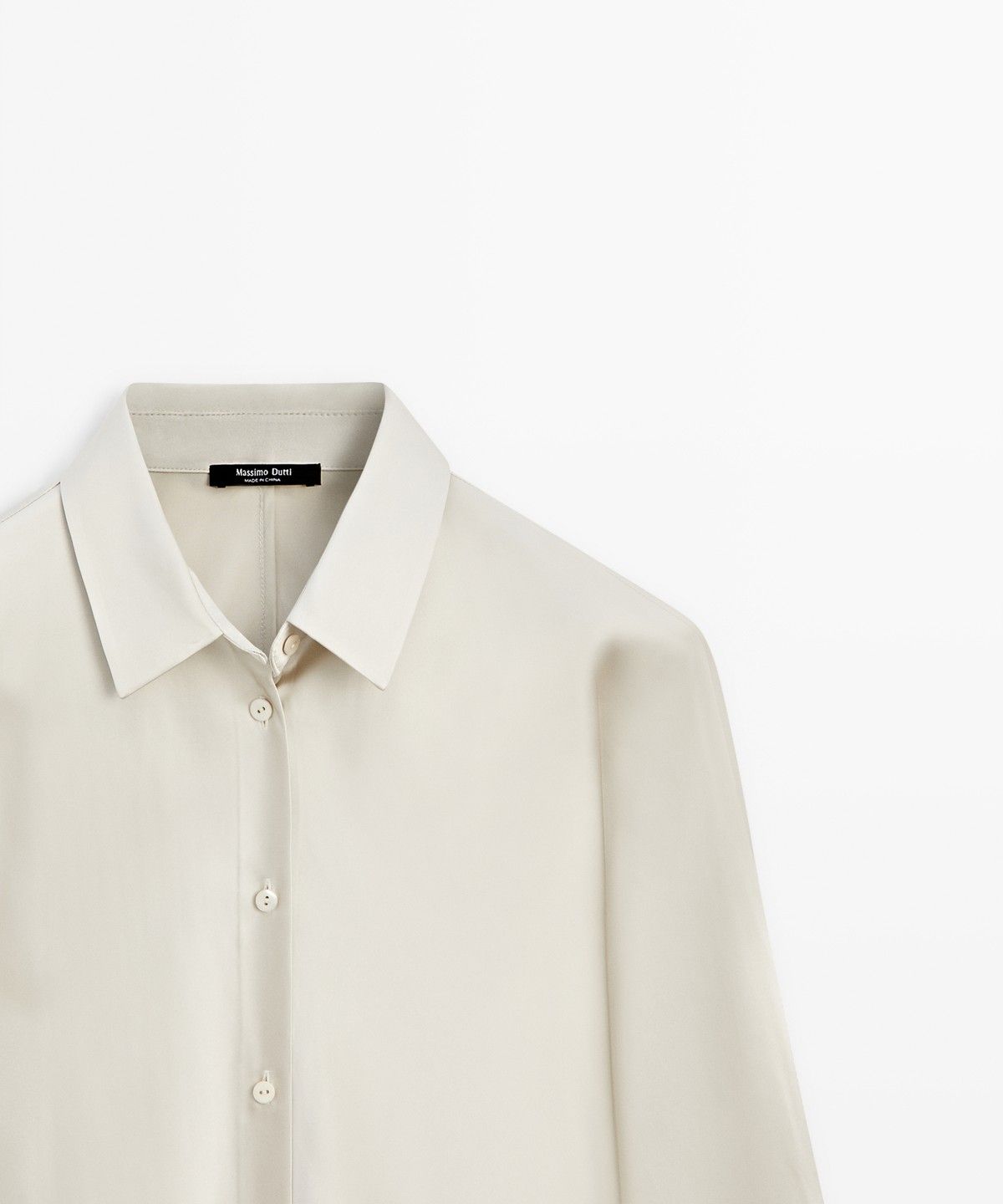 마시모두띠(MASSIMO DUTTI) 플루이드 새틴 셔츠