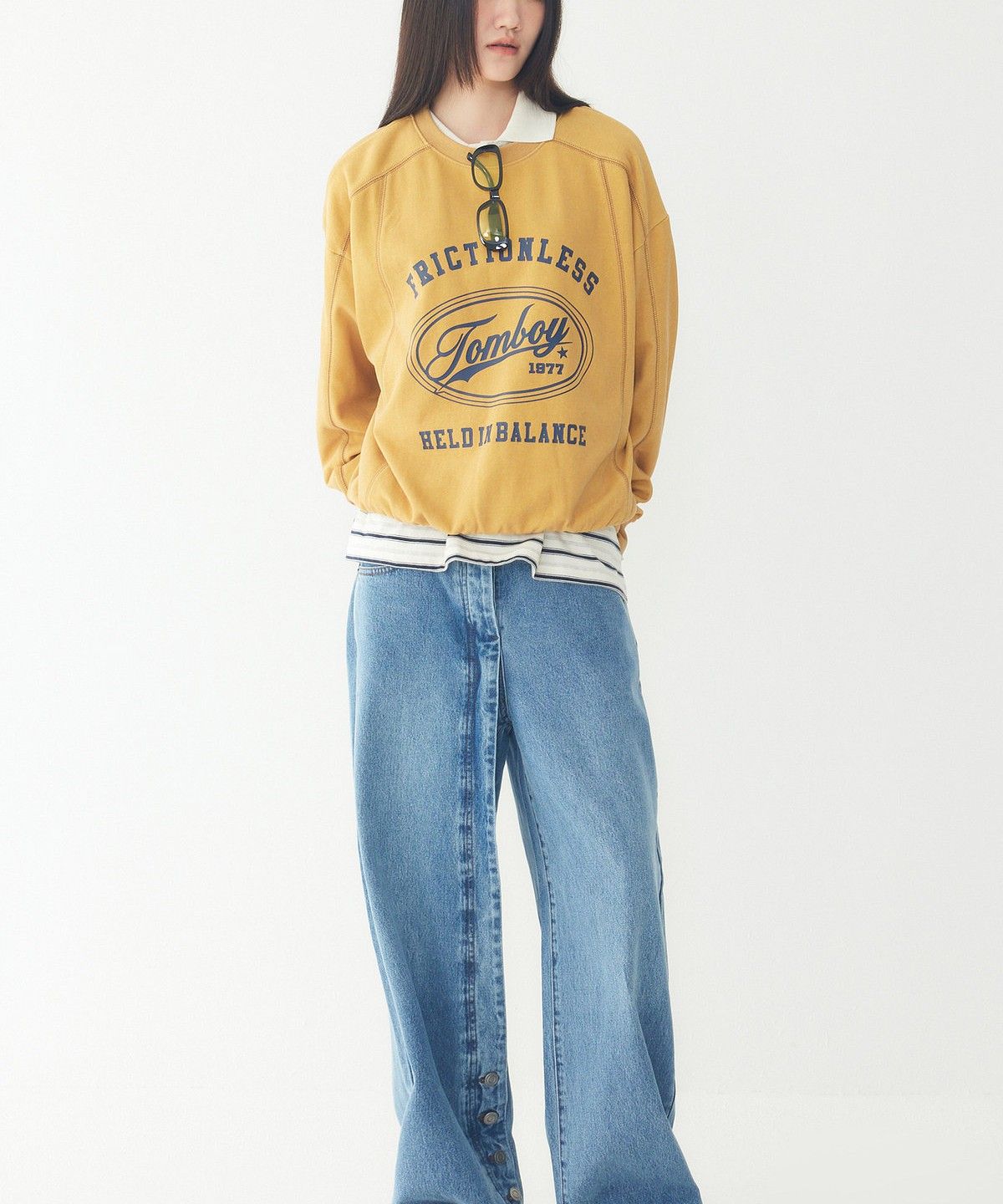 스튜디오 톰보이(STUDIO TOMBOY) 캐주얼 스트라이프 카라 티셔츠 _아이보리_9176322981