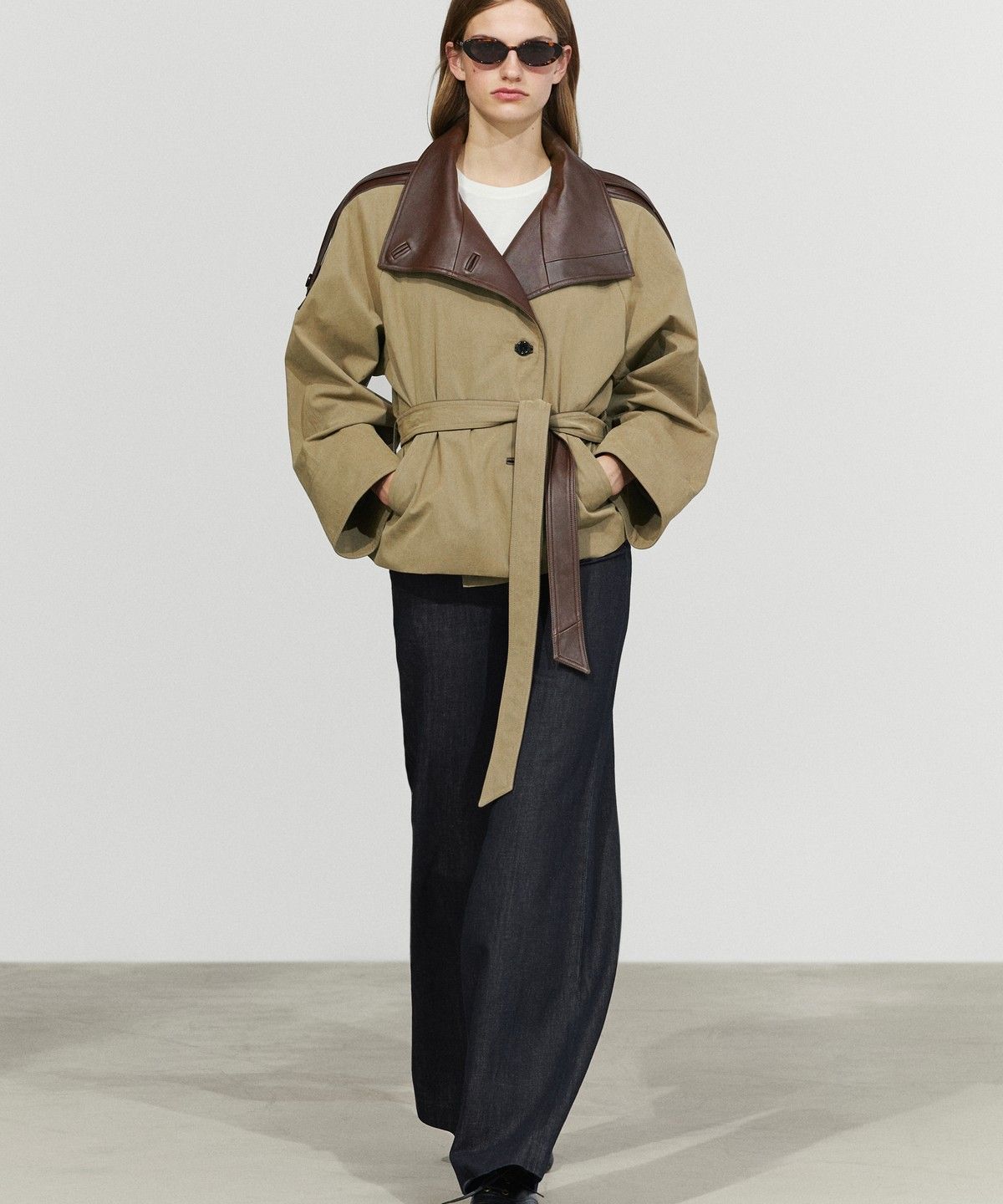 마시모두띠(MASSIMO DUTTI) 가죽 믹스 쇼트 재킷