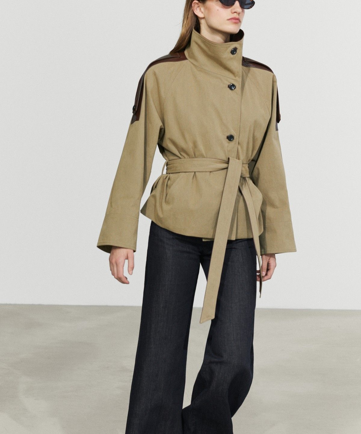 마시모두띠(MASSIMO DUTTI) 가죽 믹스 쇼트 재킷