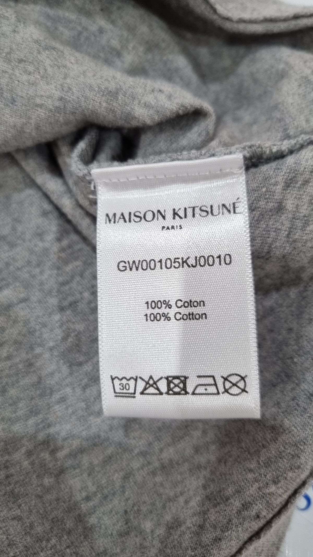 메종 키츠네(MAISON KITSUNE) 여성 바시티 폭스 클래식 반소매 티셔츠 -  블랙 / GW00105KJ0010BK XS