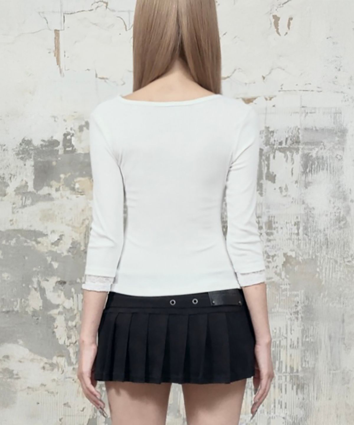 에트오소메(ETRE AU SOMMET) Lace Trim Button Wrap Long Sleeve (White)