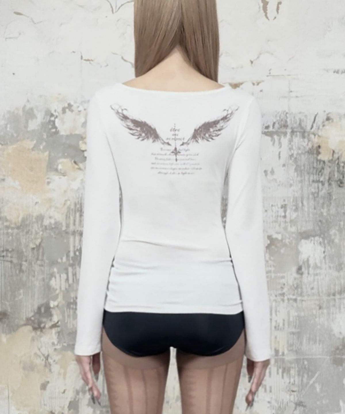 에트오소메(ETRE AU SOMMET) Drape Wing Shirring Long Sleeve (White)