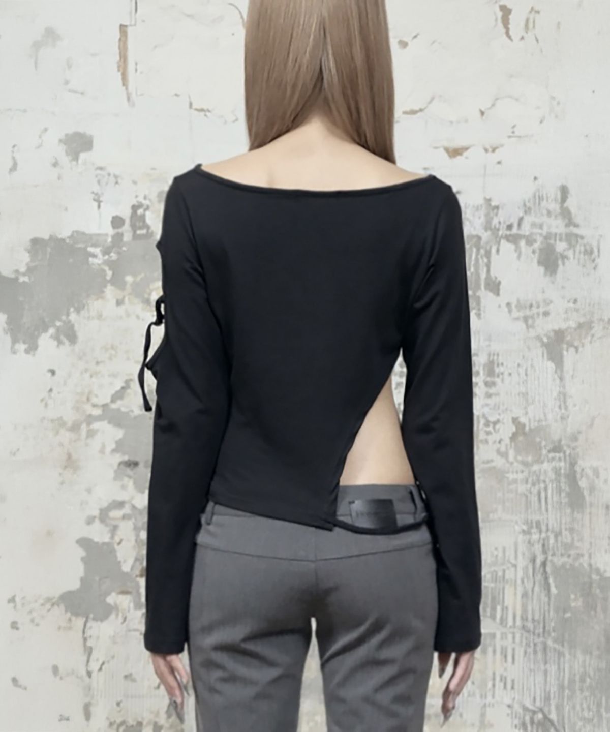 에트오소메(ETRE AU SOMMET) String Panel Point Long Sleeve (Black)