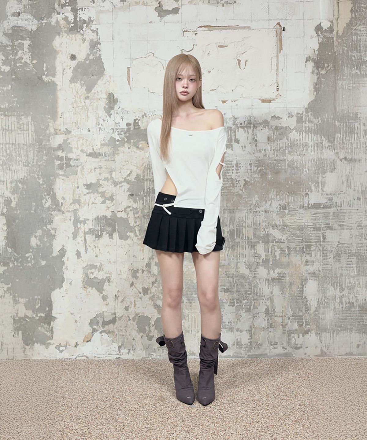에트오소메(ETRE AU SOMMET) String Panel Point Long Sleeve (White)